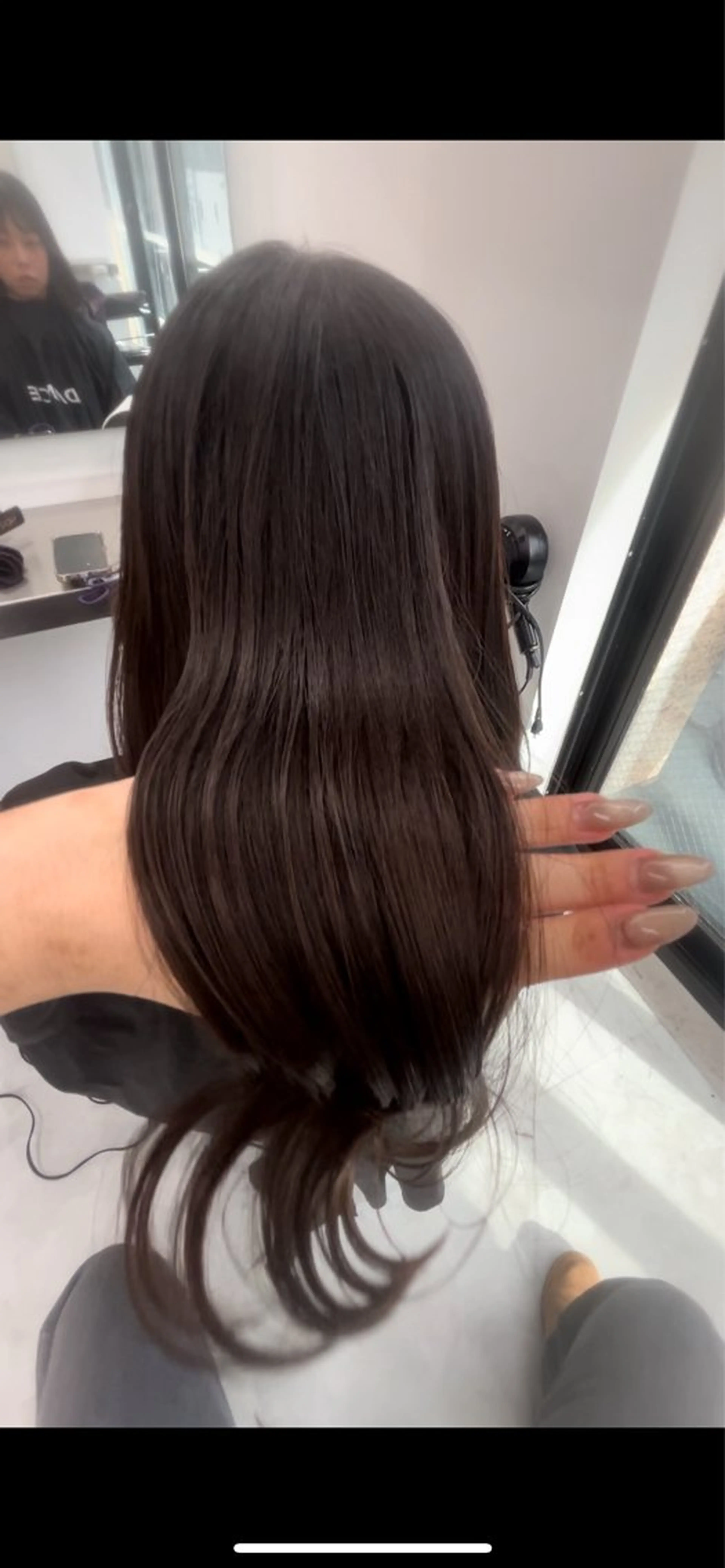 ロング 艶髪ハイトーンカラー 渋谷🎀ririkaのヘアスタイル