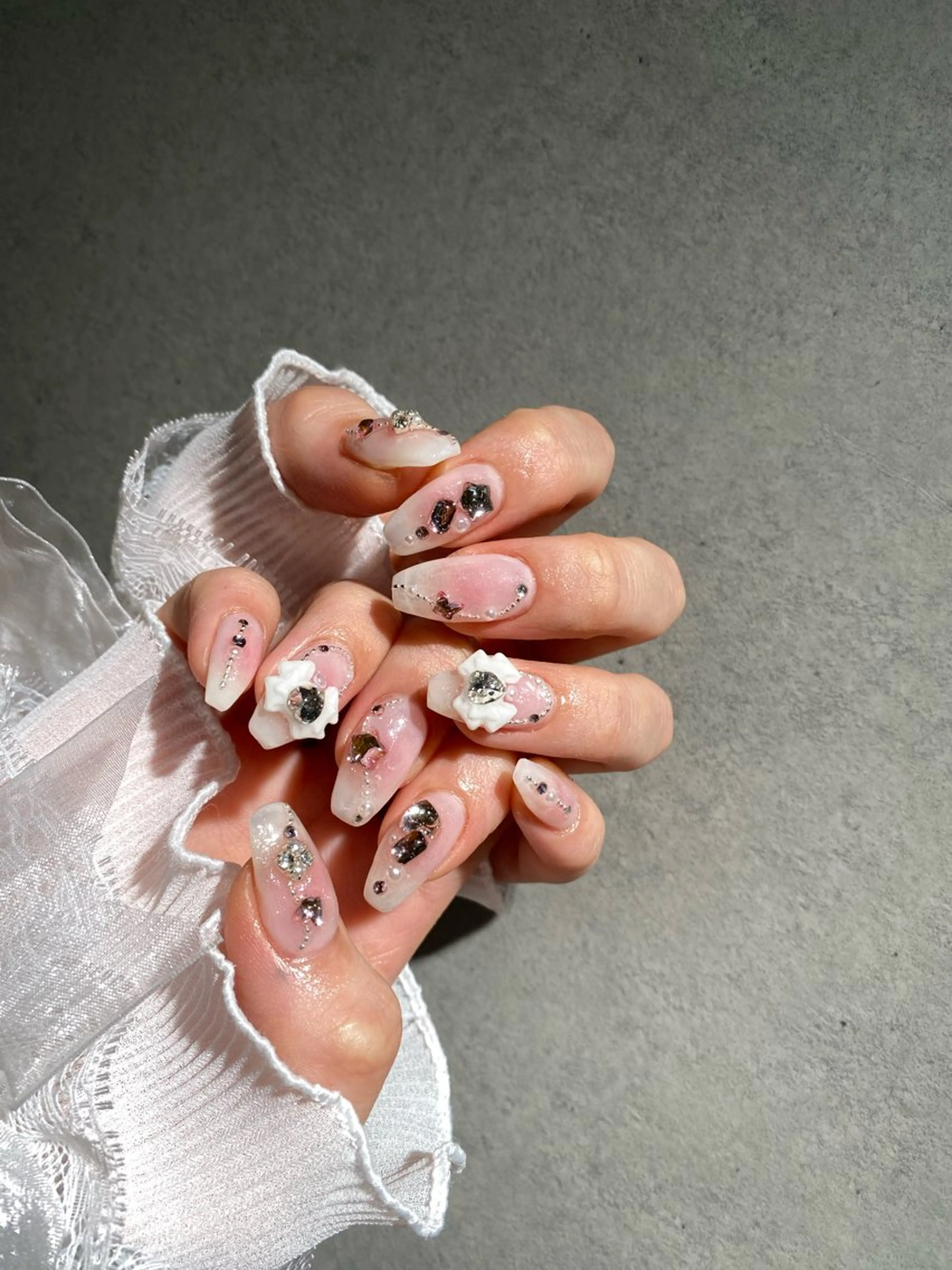 ネイル I-nailロング /ワンホン/キラキラのネイルデザイン