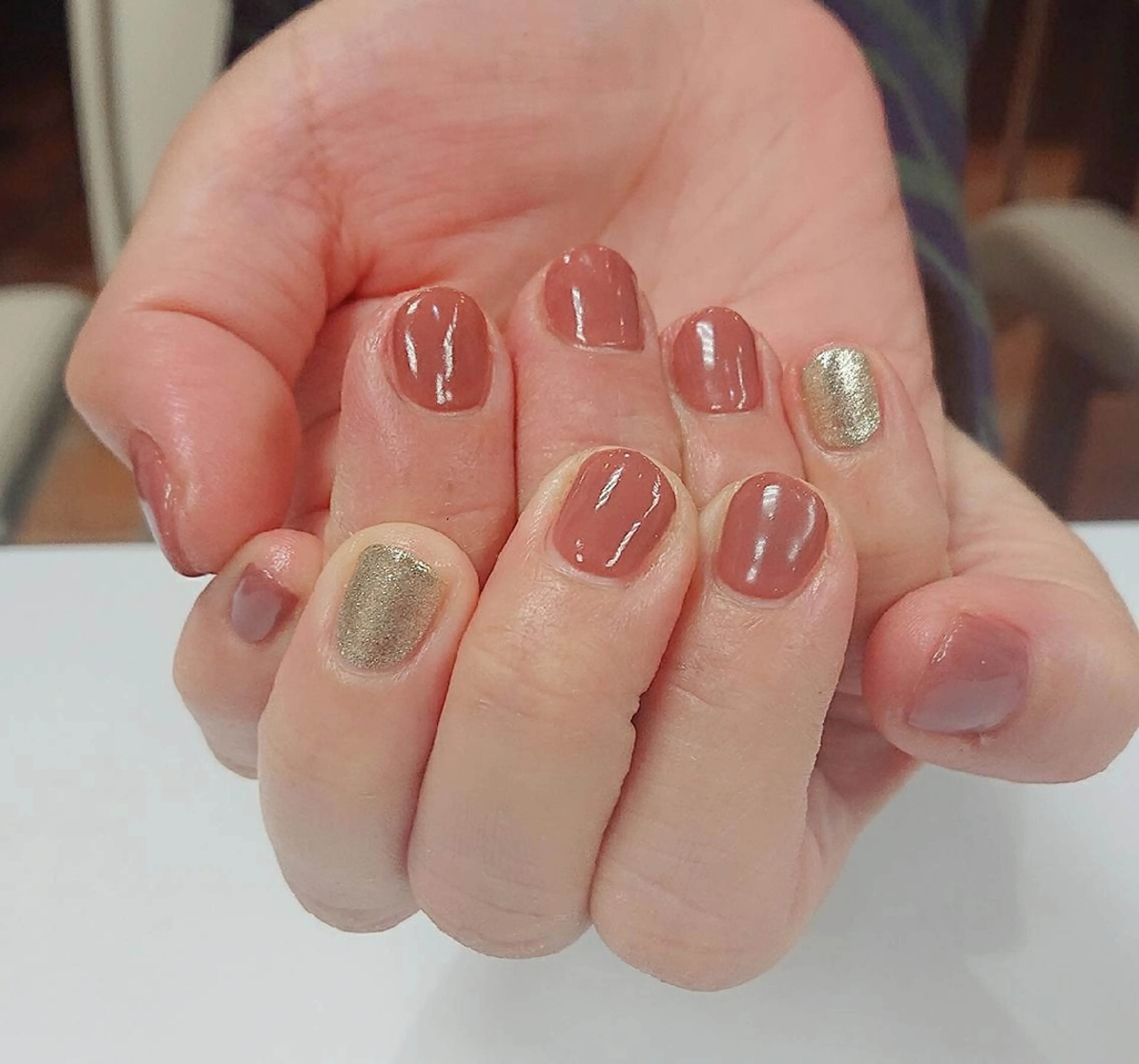 ネイル ゴールド ピンク 🍒当日もOK🍒 𝑳𝑼𝑵𝑨花井のネイルデザイン