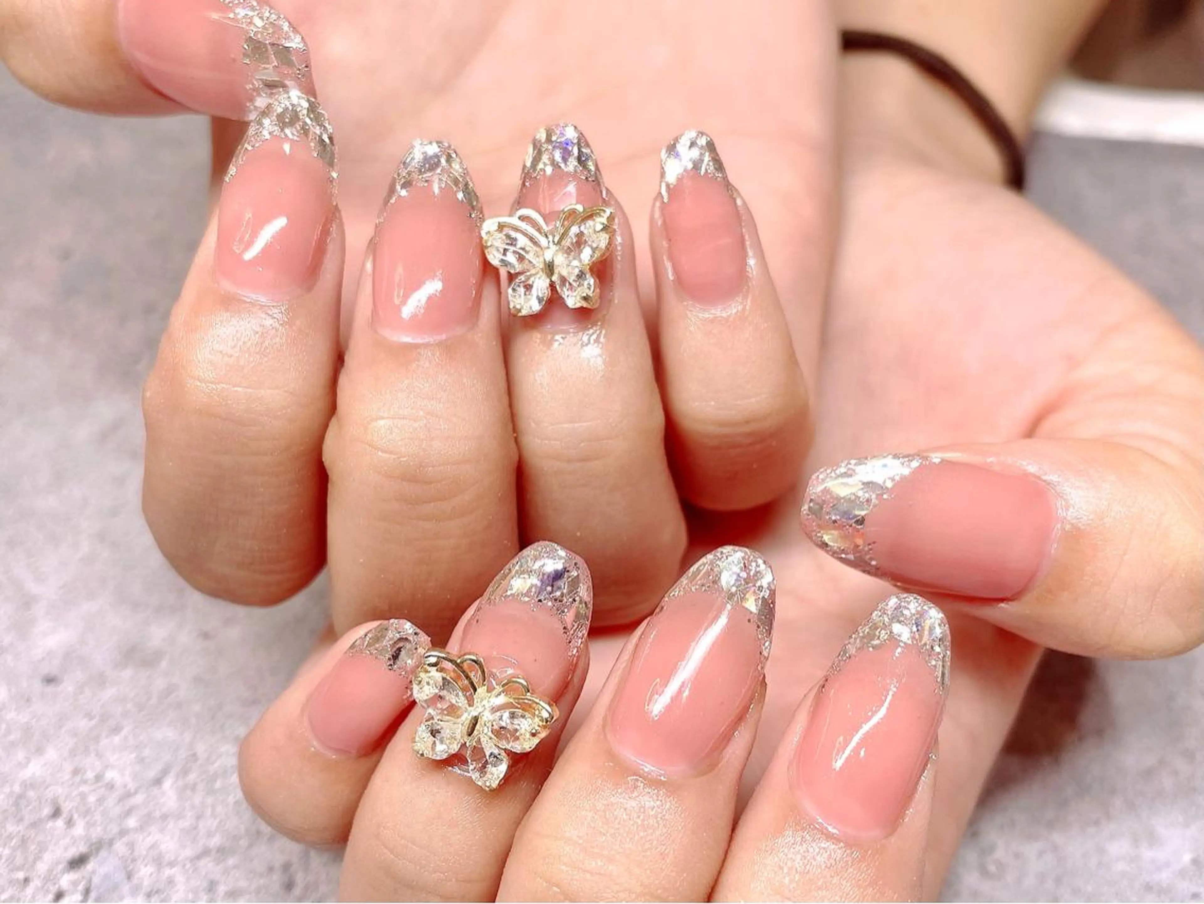 ミディアム ハンドネイル WELINA nail salonのエステ・リラクイメージ