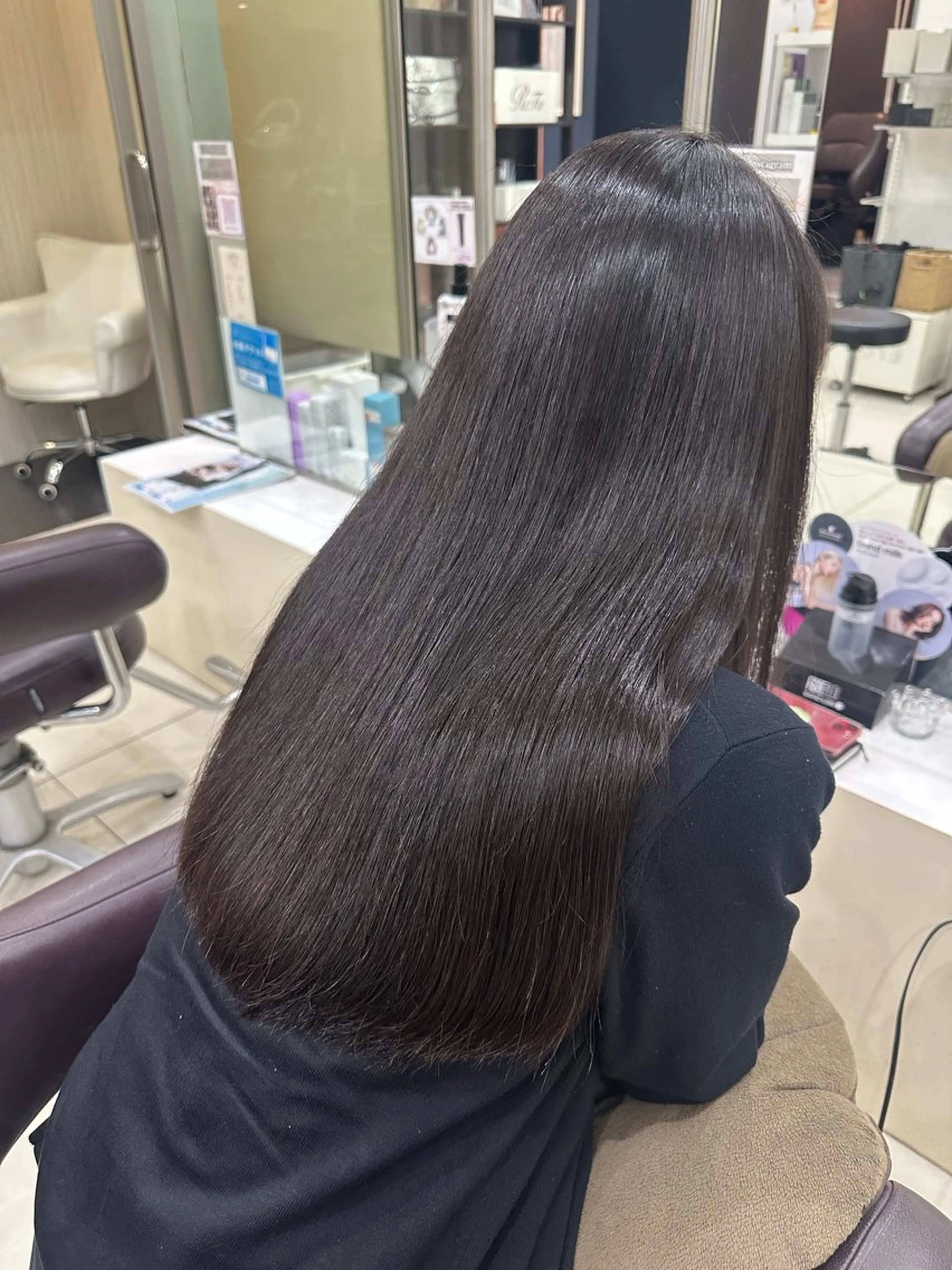 ロング パーマ デキ ソウゴのヘアスタイル