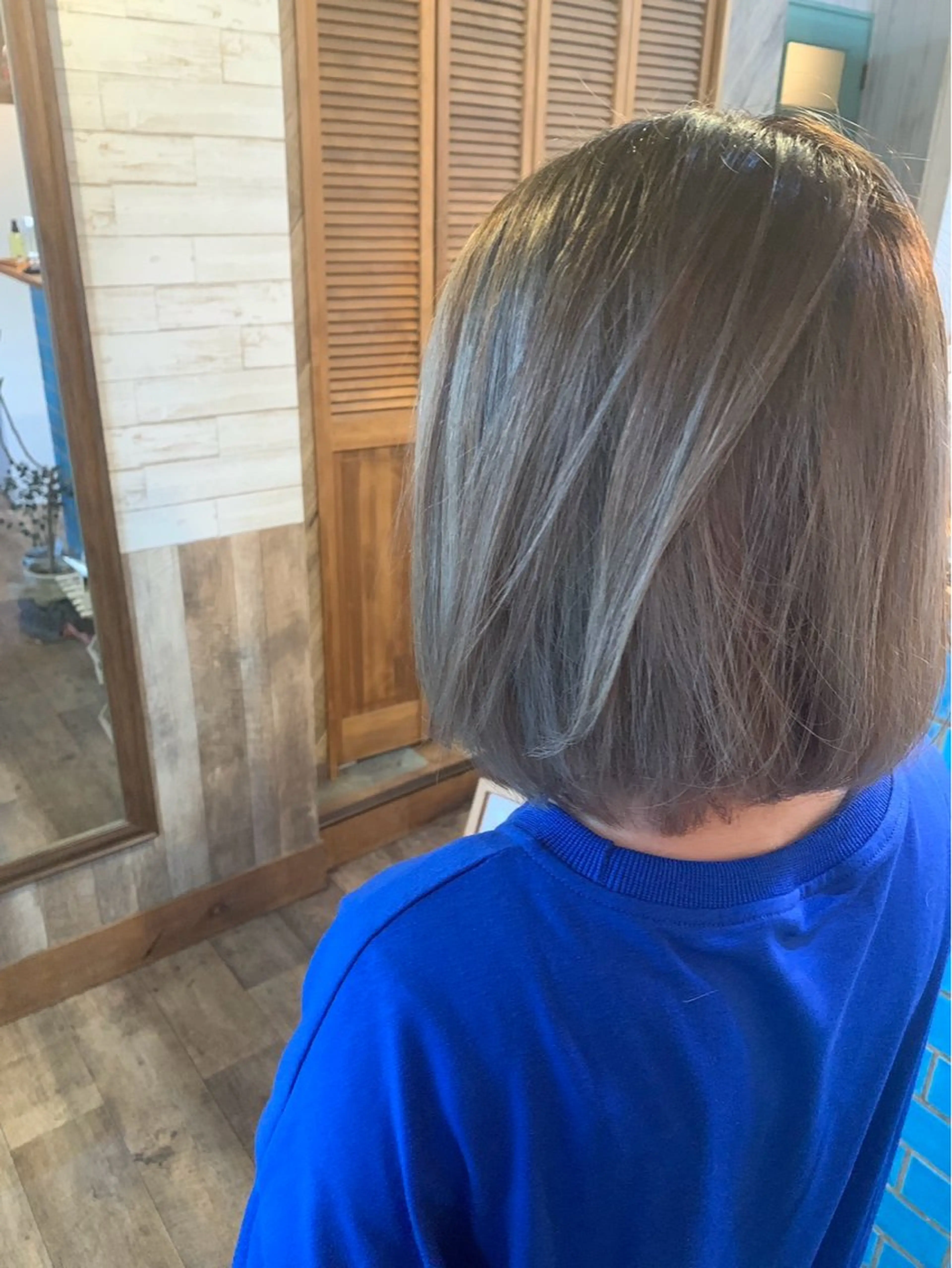 ミディアム カラー Hair's RooMのヘアスタイル