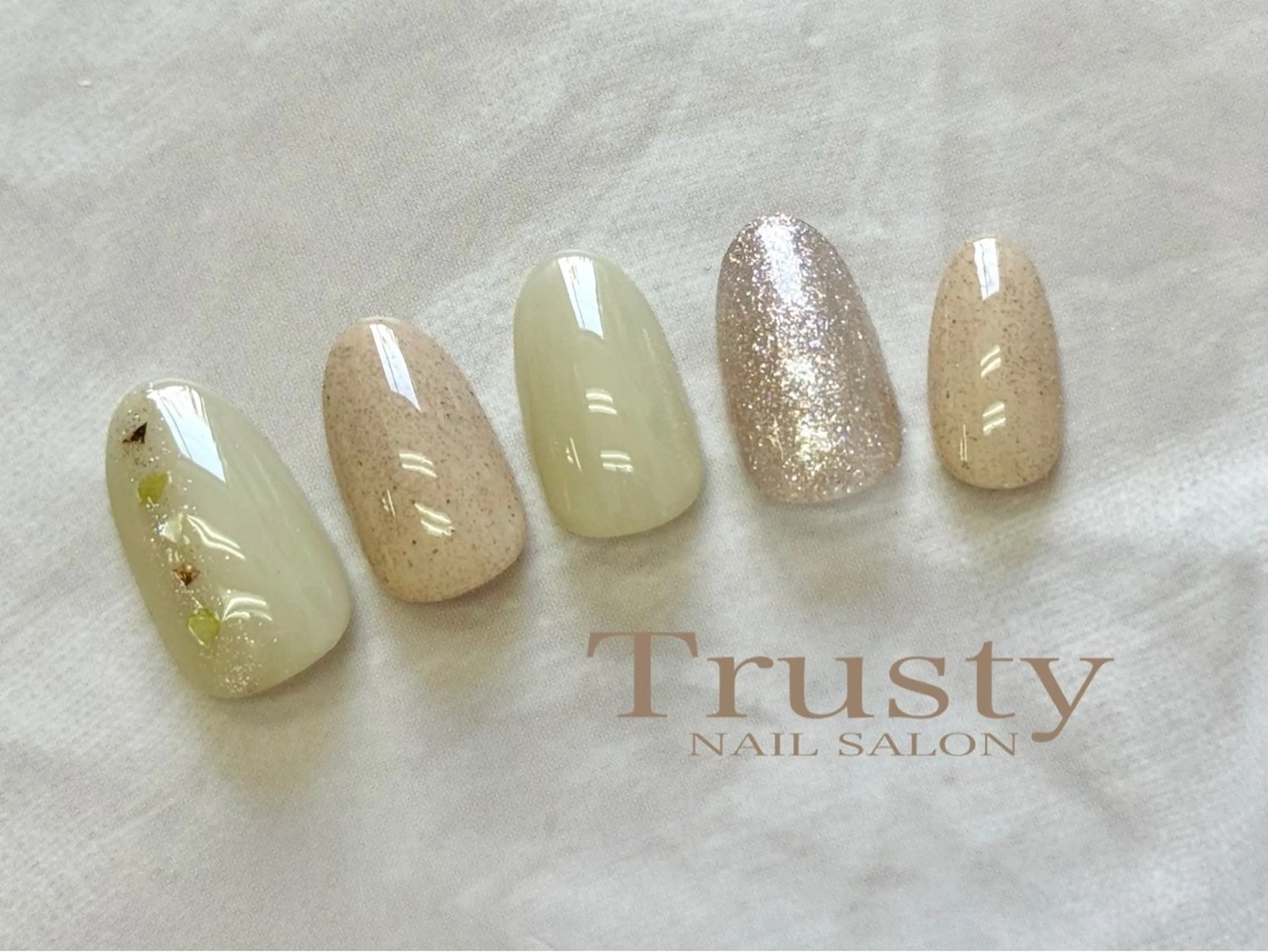 ネイル Trusty新小岩 杉山のネイルデザイン