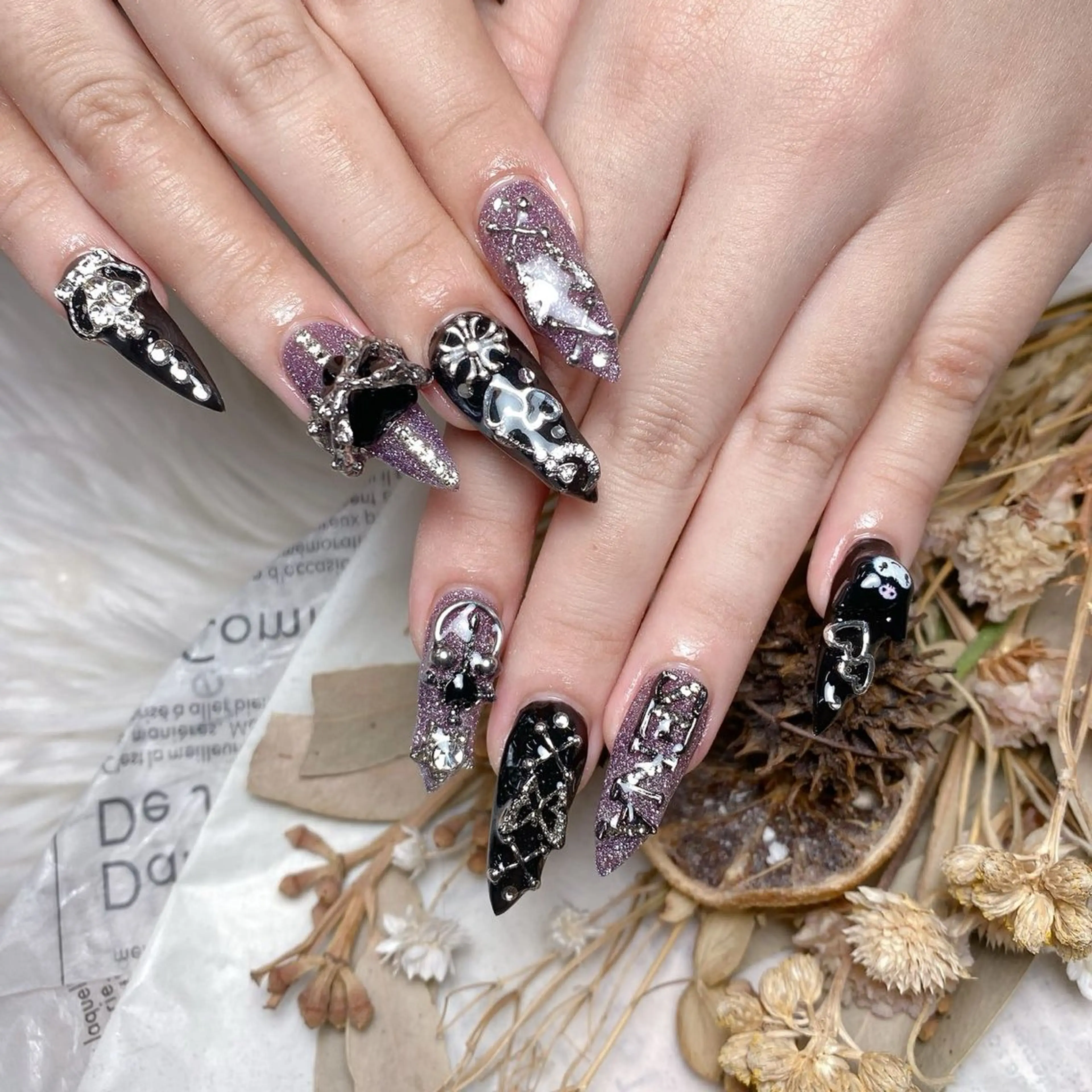 ネイル 長さ出し フレンチネイル ジェルネイル ガラスフレンチ 韓国ネイル ハンドネイル ハンドケア For U nail スカルプ専門店のネイルデザイン