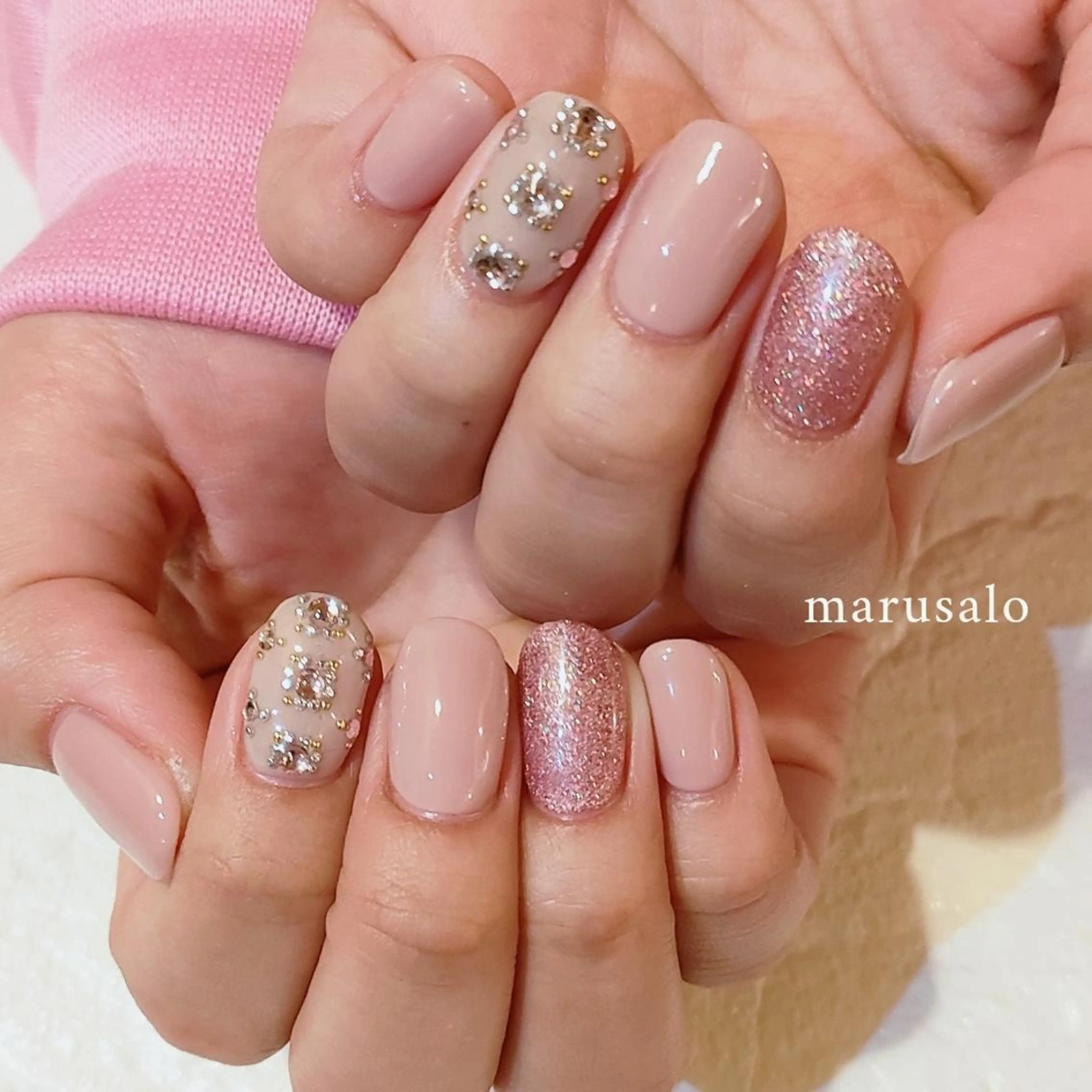 ネイル ミラーネイル ニュアンスネイル ピンク ピンクベージュ 冬ネイル marusalo nailのネイルデザイン