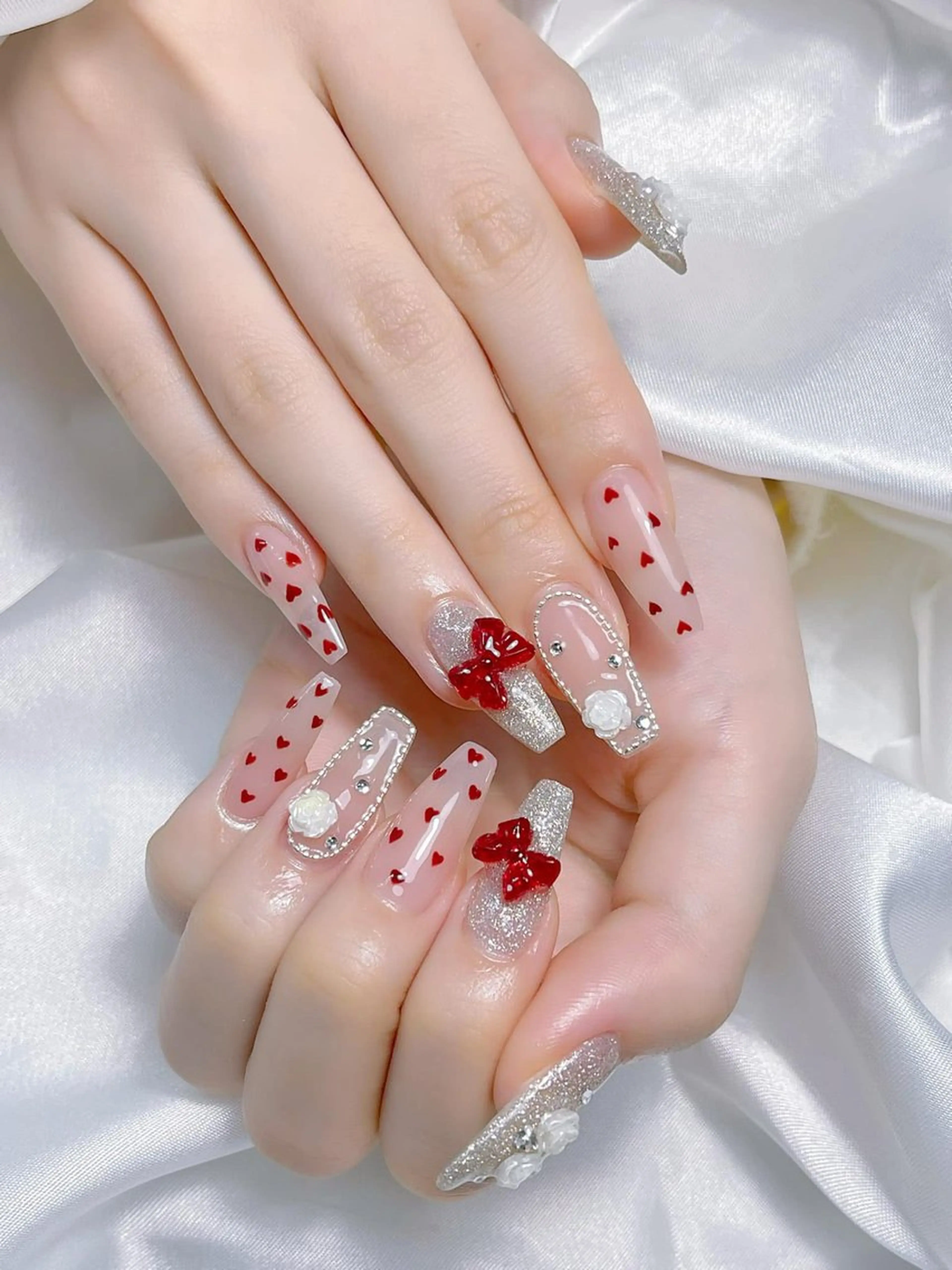 ネイル 長さ出し グラデーション 卒業式 キラキラネイル マグネットネイル Lee Nails チップ長さだし専門店のネイルデザイン