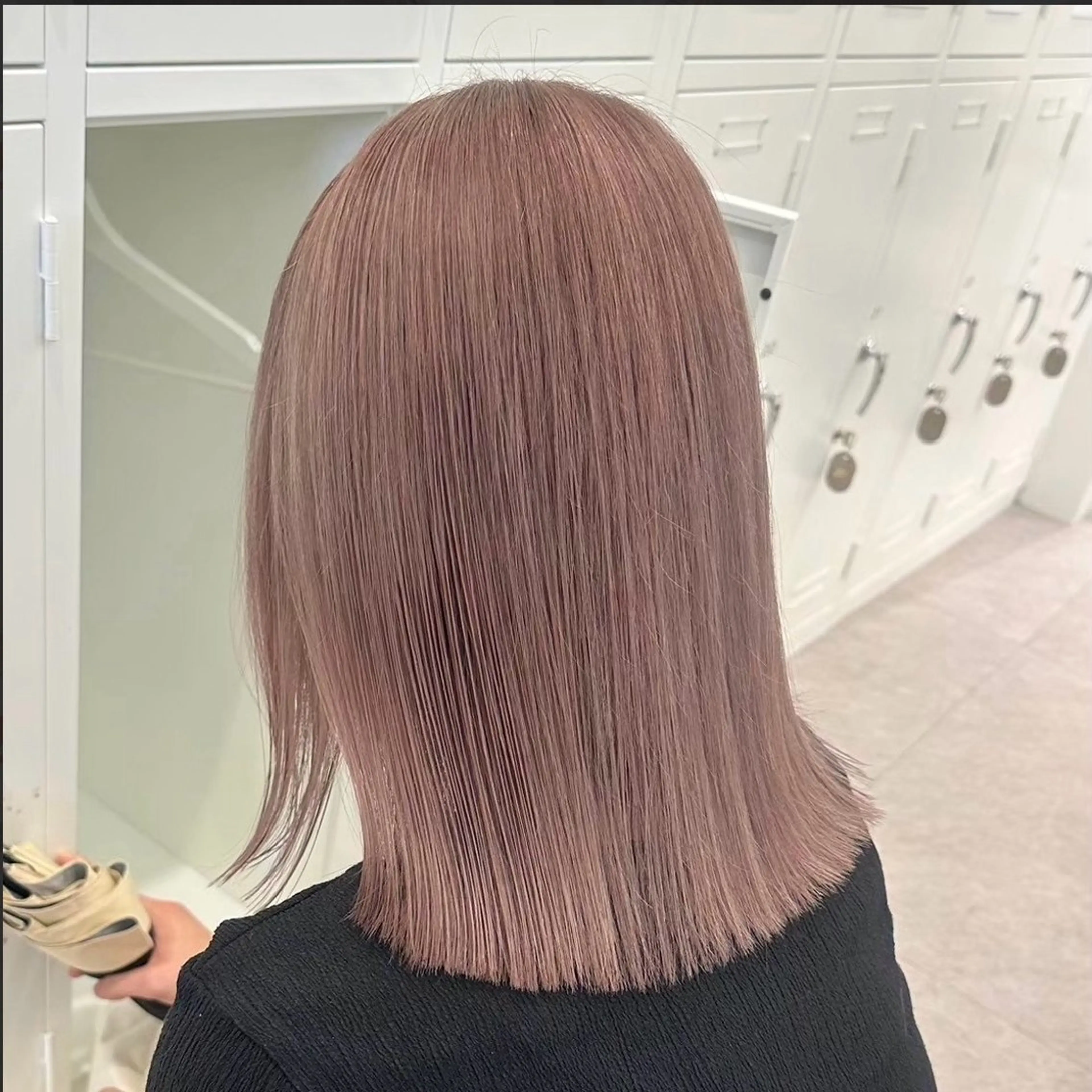 セミロング ヘアカラー 🪽ブリーチカラー✨ /Tsubasaのヘアスタイル