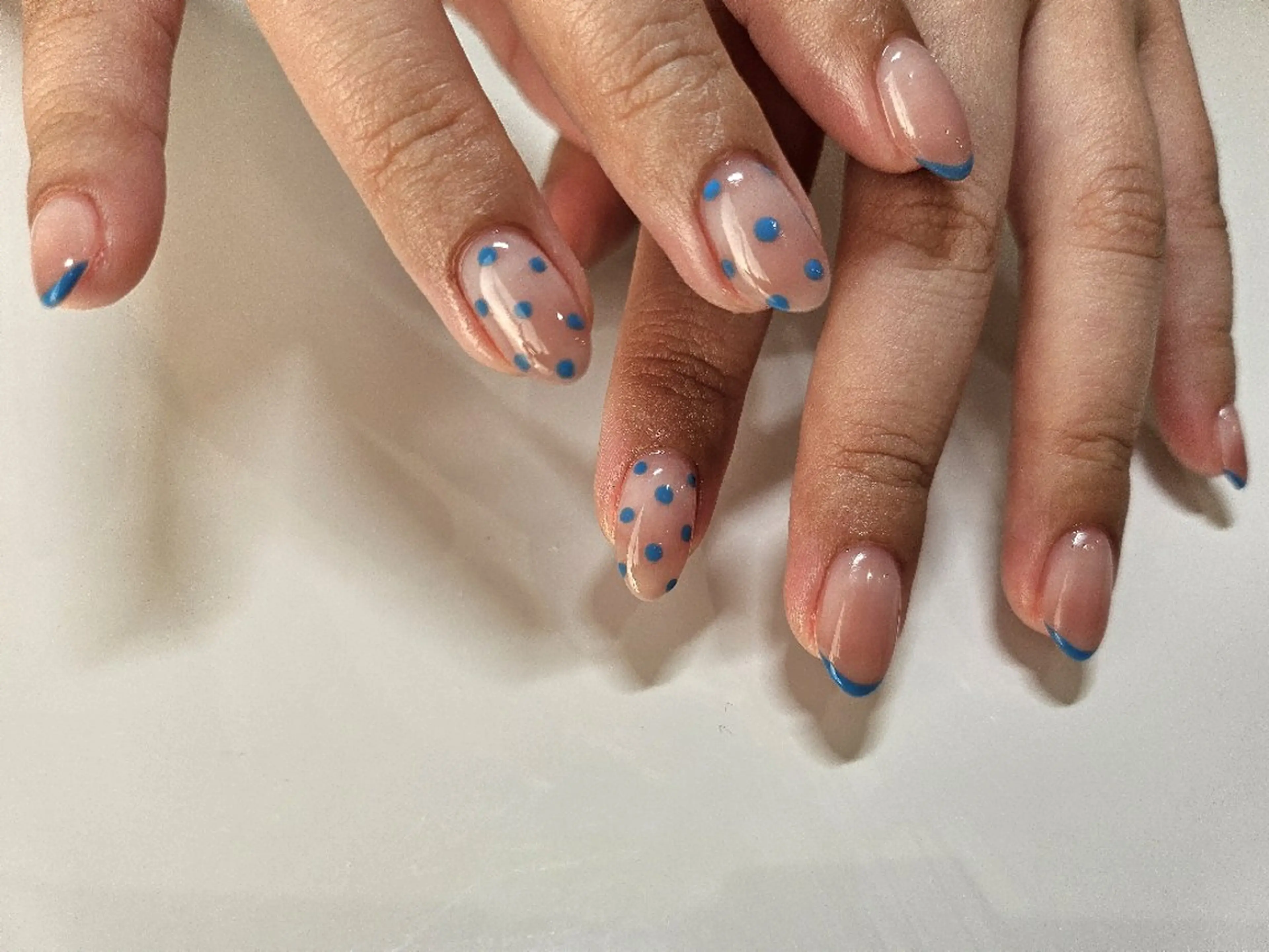ネイル ドット フレンチネイル ジェルネイル 持ち込み パラジェル puku nail 🌼kazu🌼のネイルデザイン