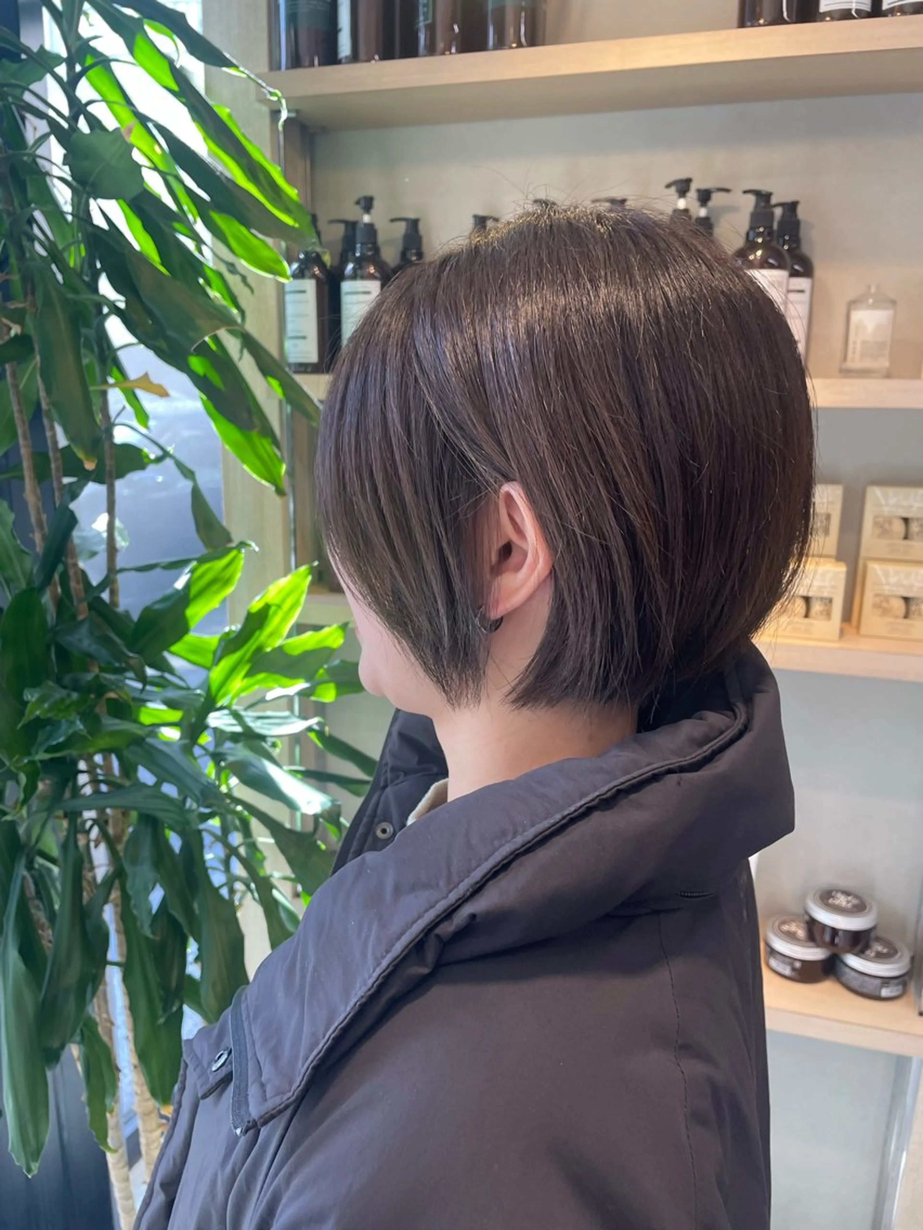 ショート カラー なかしま まなかのヘアスタイル