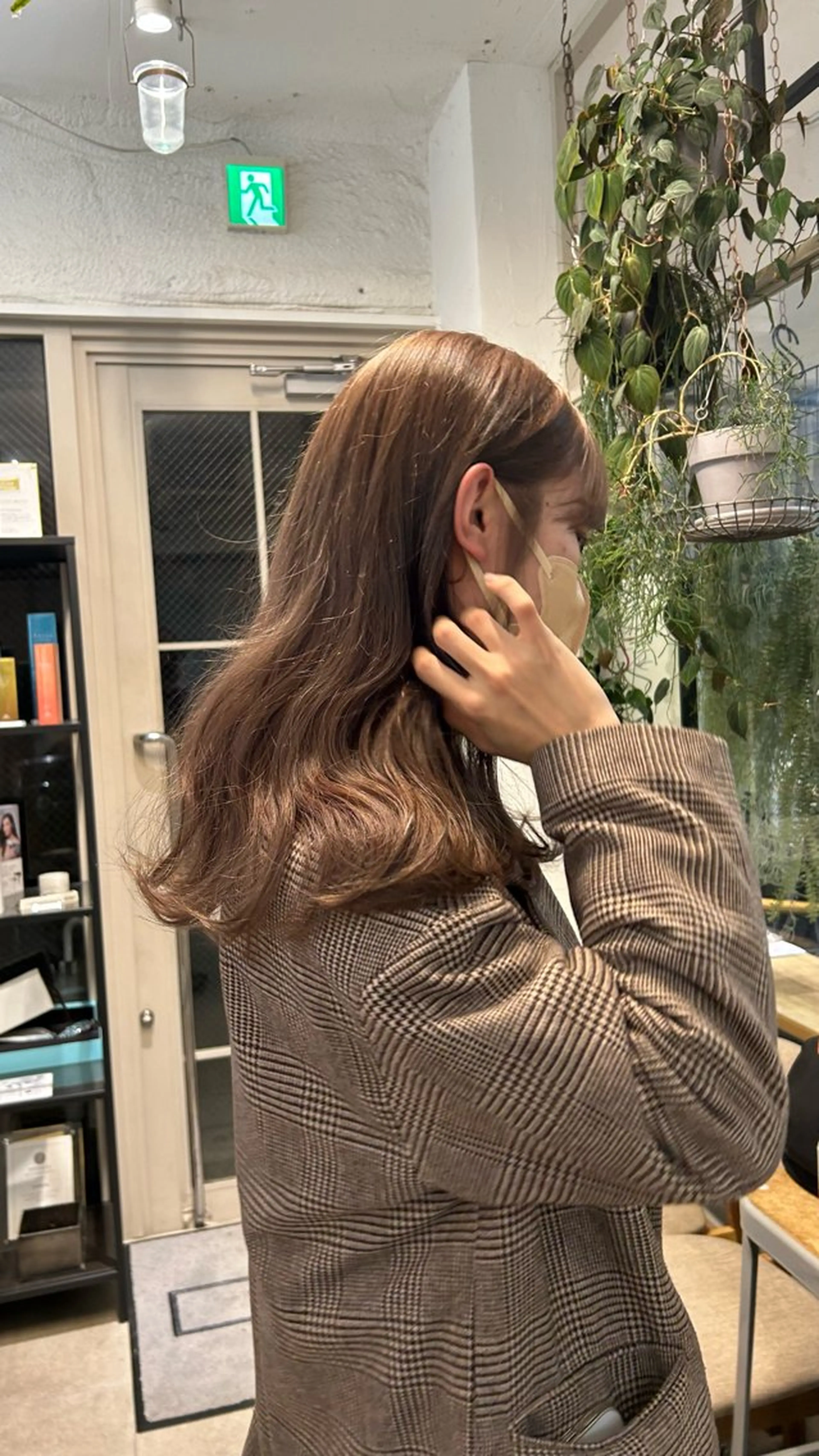 セミロング カラー ハイトーンカラー じゅわっと暖色カラー 🍊Moemiのヘアスタイル