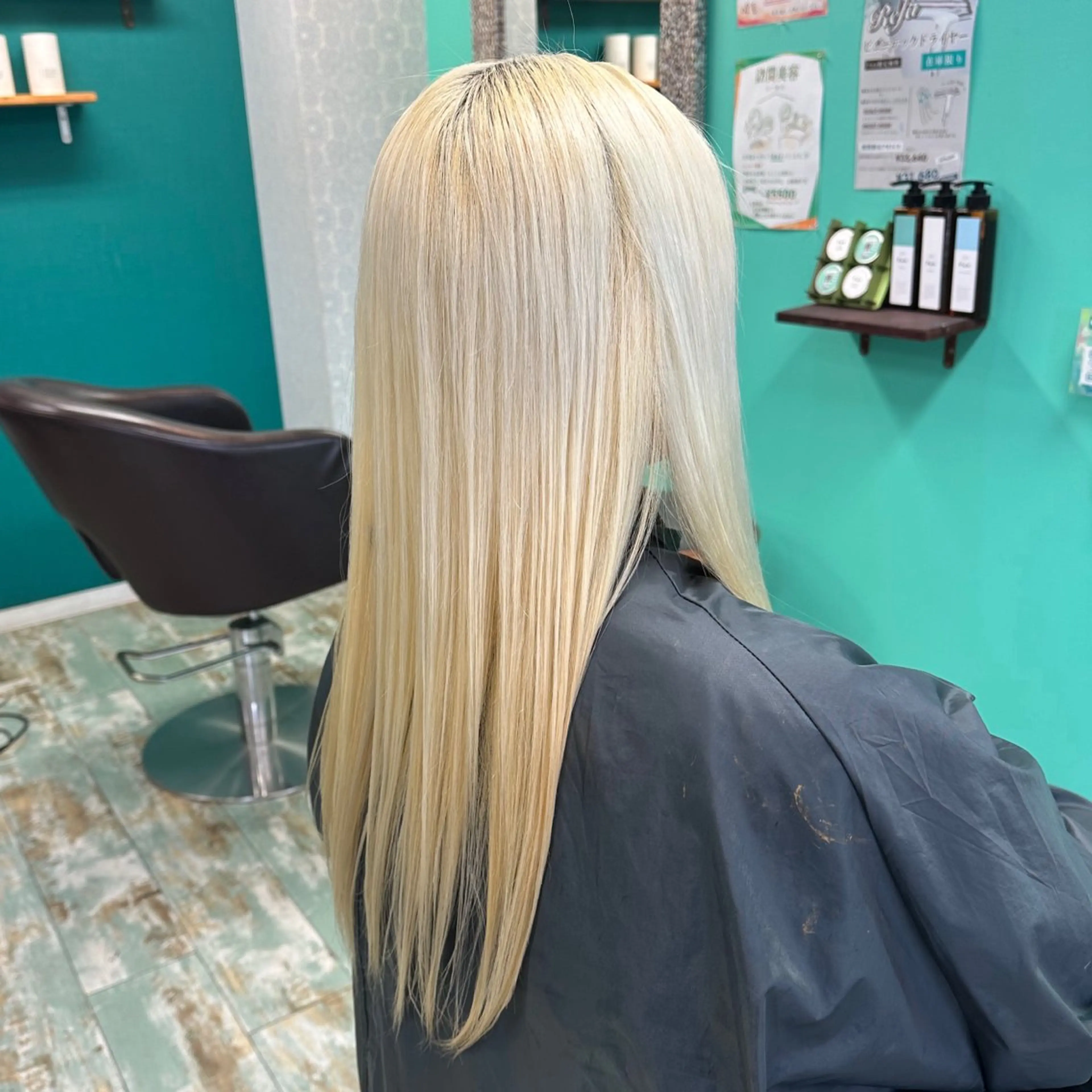 ロング トリートメント 三原 友美のヘアスタイル