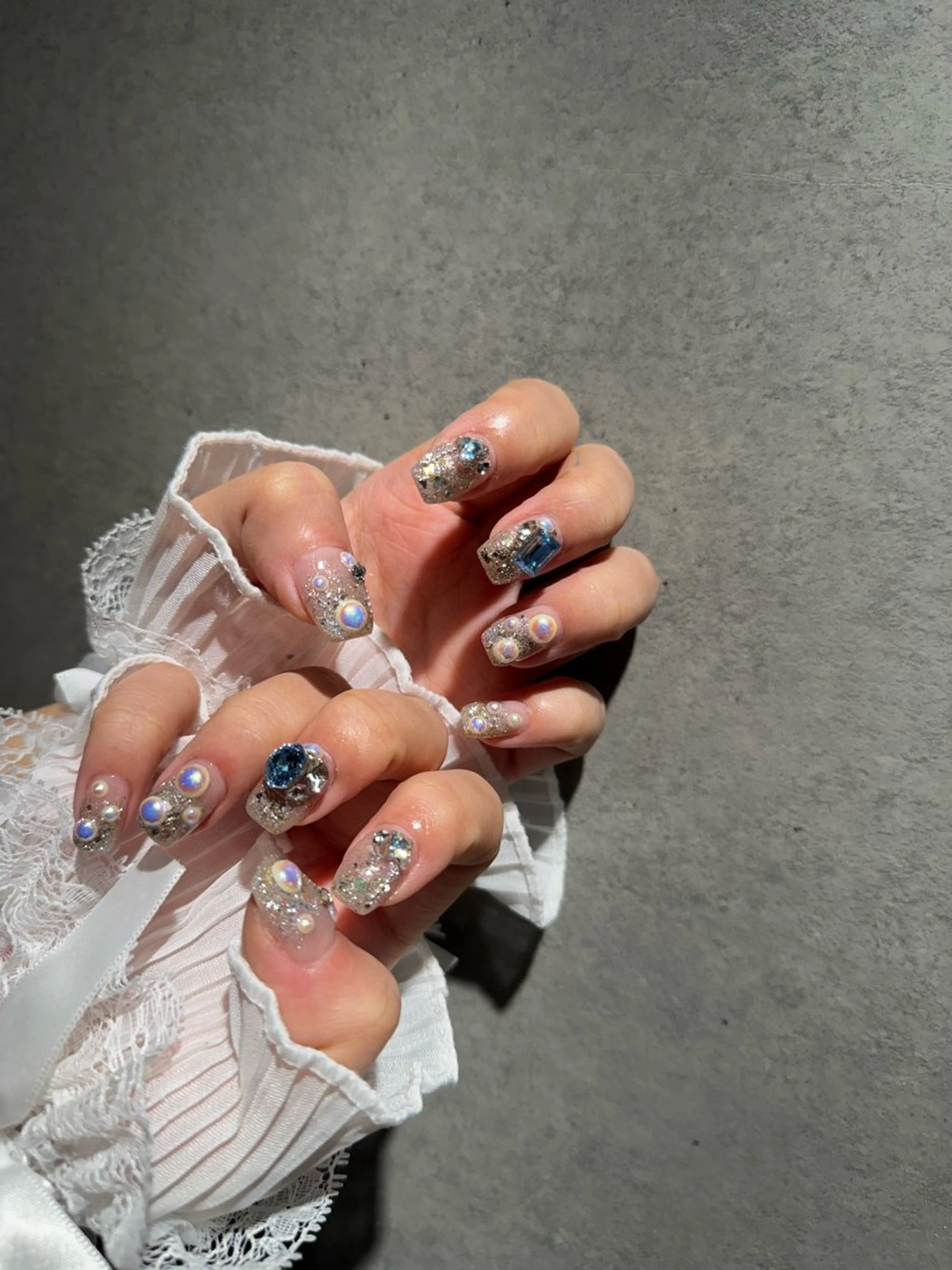 ネイル I-nailロング /ワンホン/キラキラのネイルデザイン