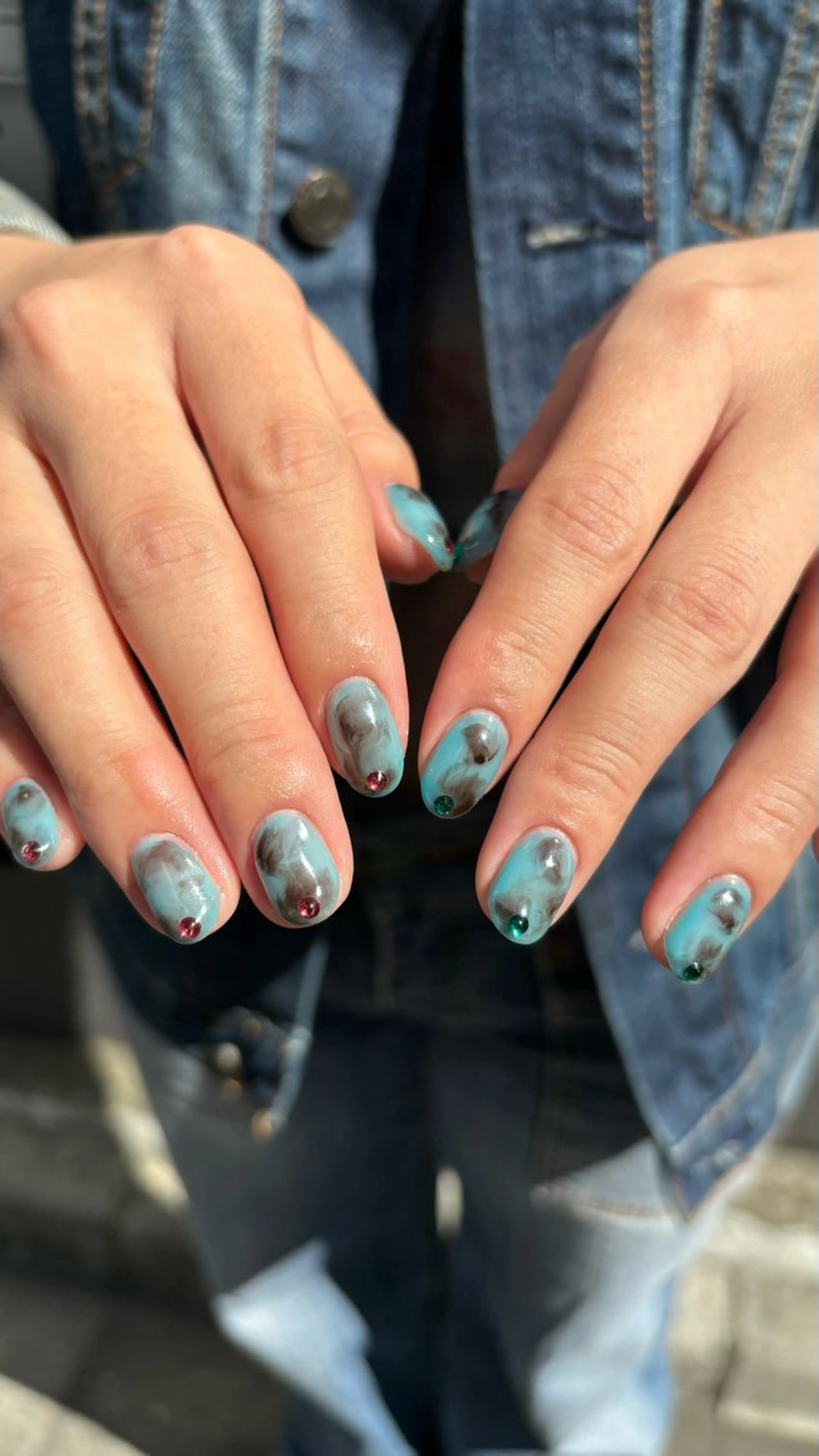 ネイル Queen所属・伊藤 梨恋のネイルデザイン