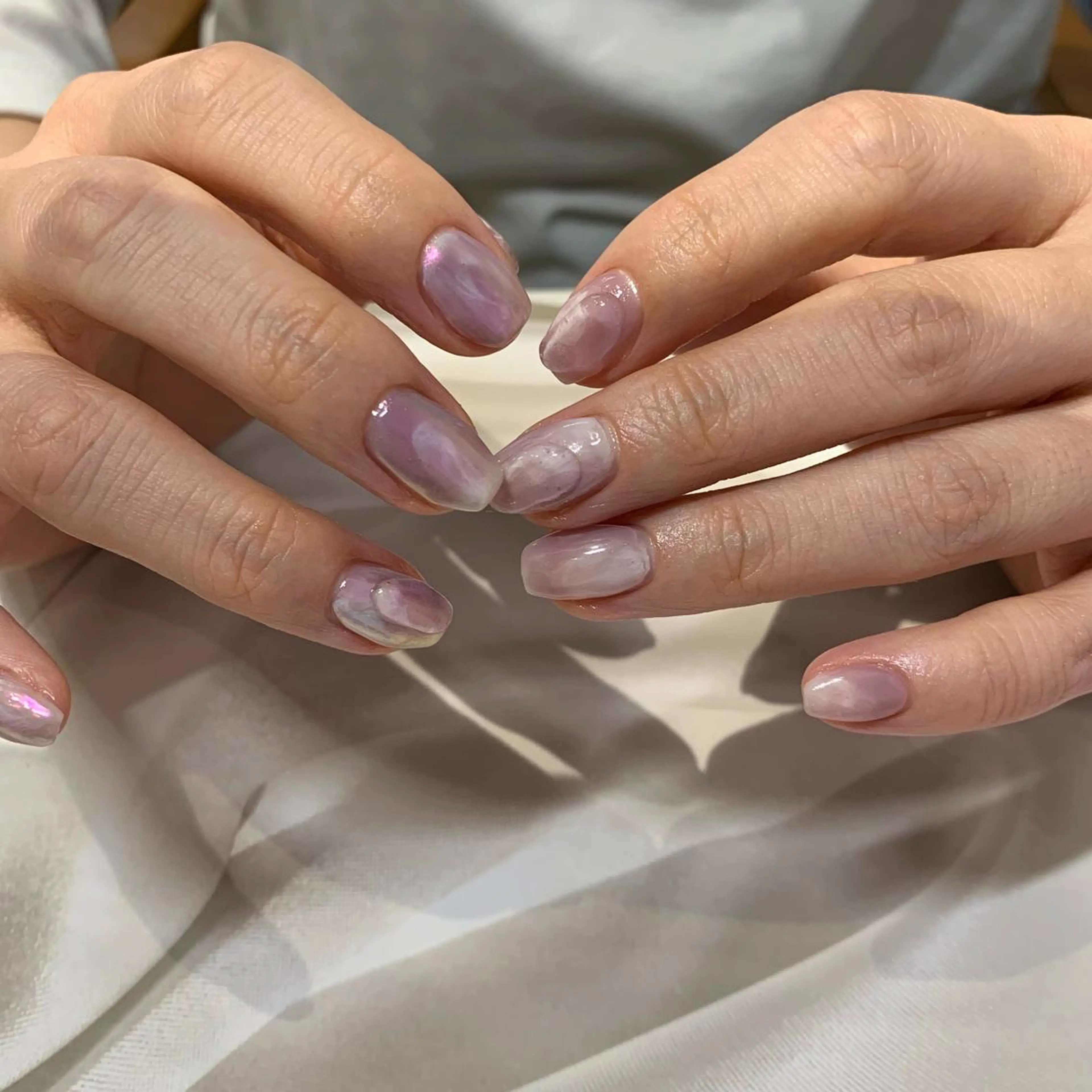 ネイル オーロラネイル マキノ ユイのネイルデザイン