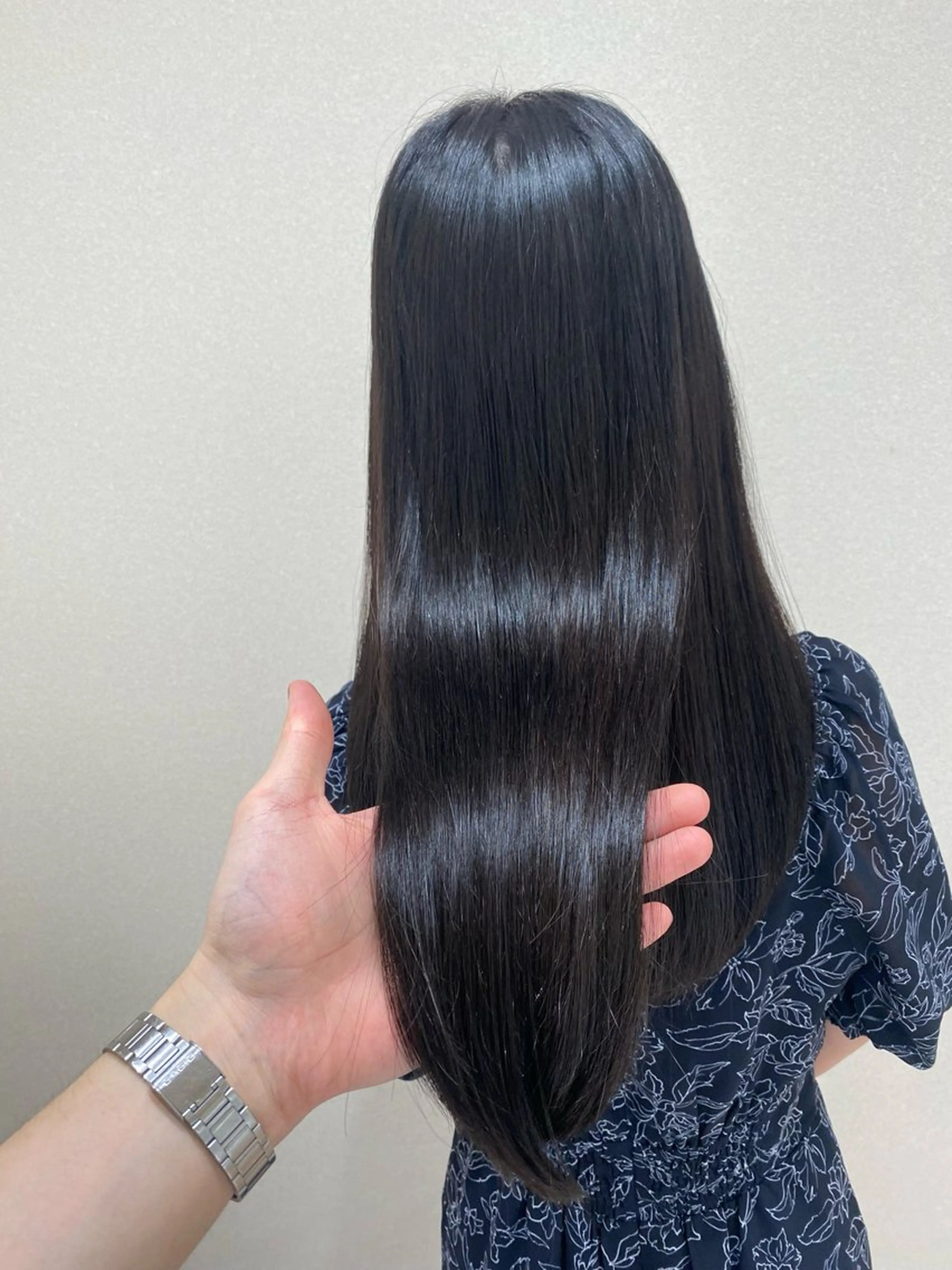 セミロング カット 縮毛矯正 トリートメント 🌿縮毛矯正/ 髪質改善🌿コバヤシのヘアスタイル