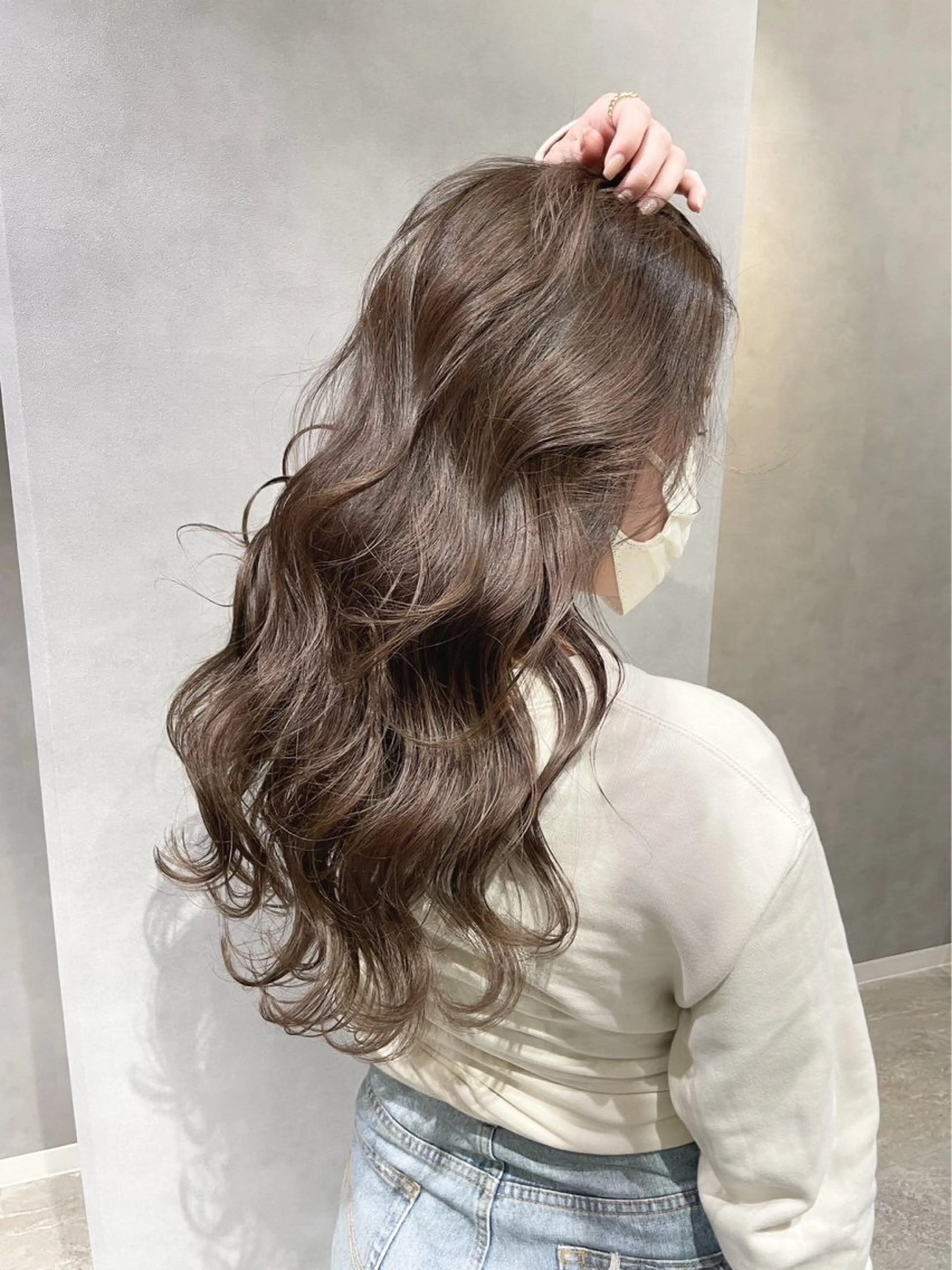 【🍃土日限定🌿】✂️前髪カット✂️➕✨似合わせ透明感カラー✨➕うる艶トリートメント🫧【ロング料金無し】の写真