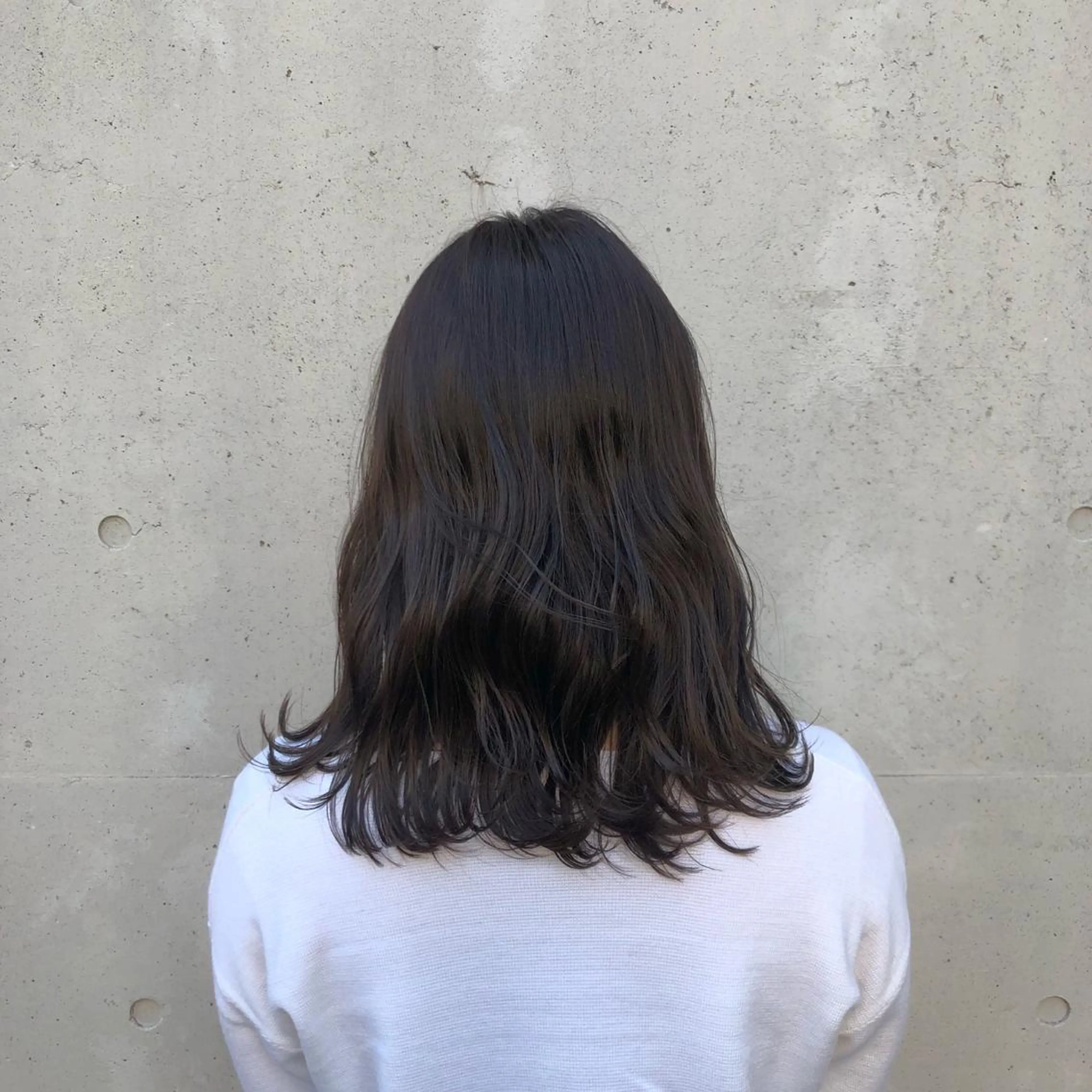 セミロング カラー アッシュ ラベンダーカラー ラベンダーアッシュ 酸性縮毛矯正🧴韓国 レイヤー/髪質改善のヘアスタイル