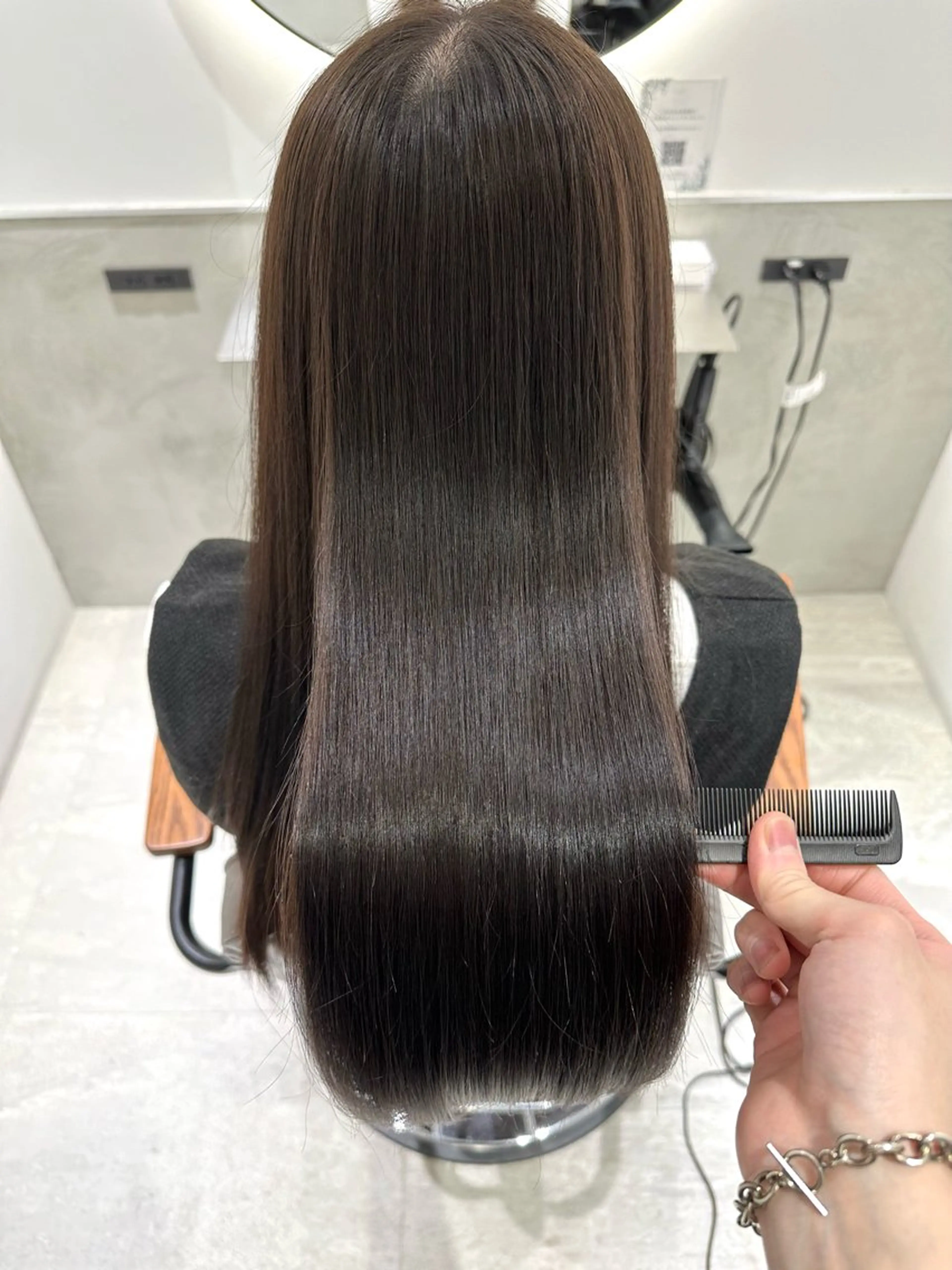 セミロング カラー 透明感カラー 髪質改善 トリートメント ヘアカラー トリートメント 銀座No.1髪質改善 縮毛矯正/本木のヘアスタイル