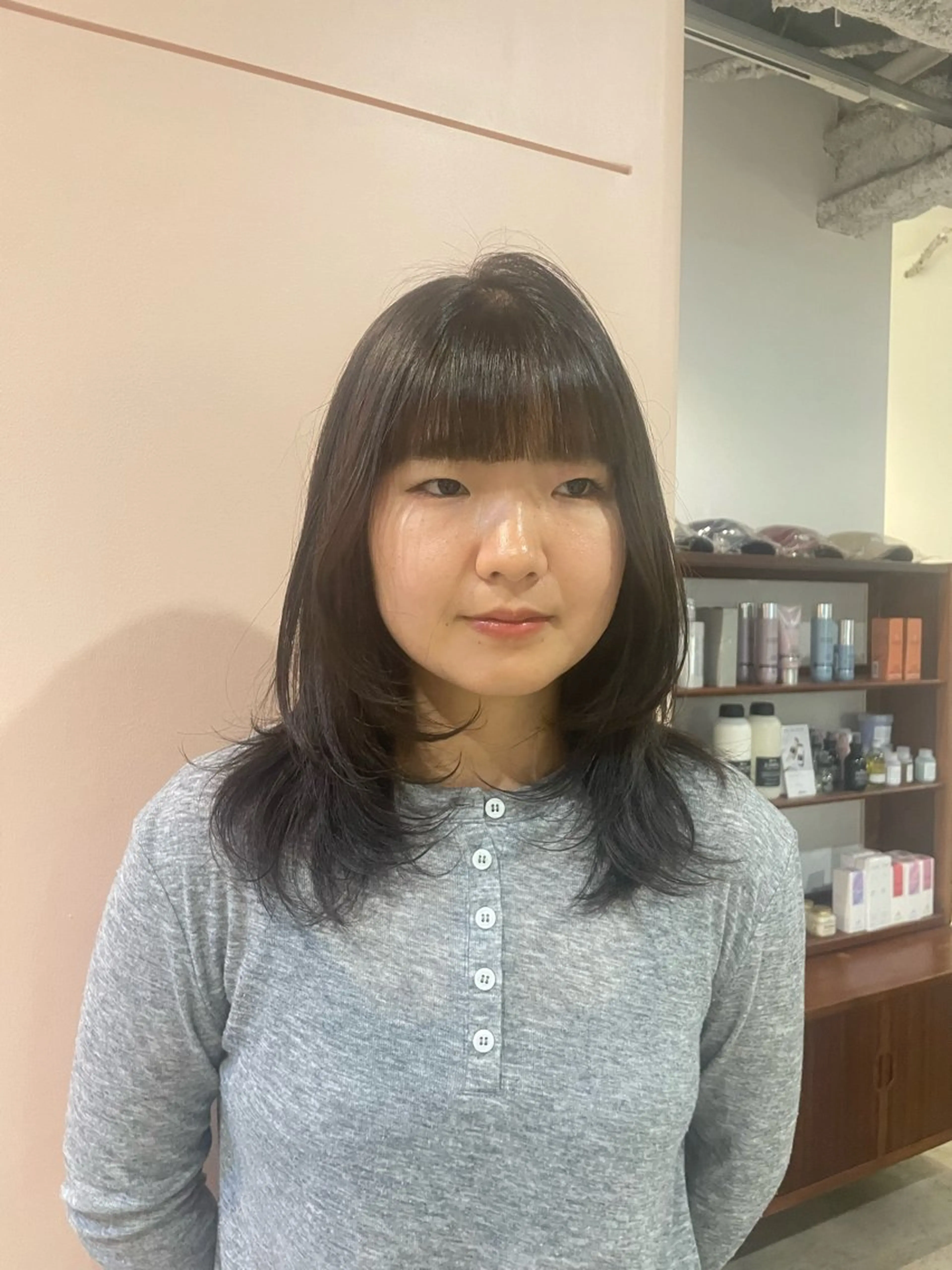 ミディアム カット ヘアカラー ゆるふわガーリーst yle🩰yuukaのヘアスタイル