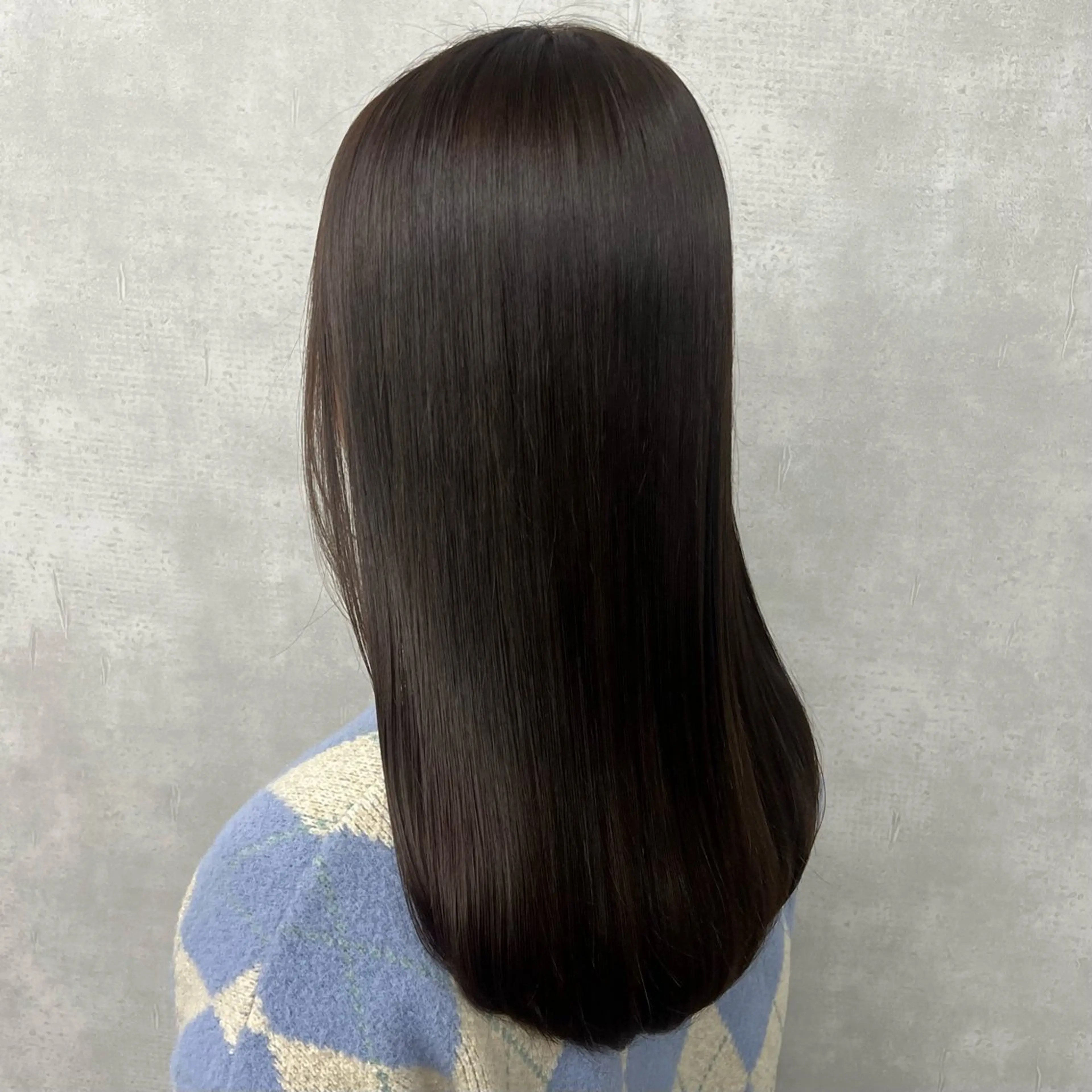 ロング カラー 沖山 友津季のヘアスタイル