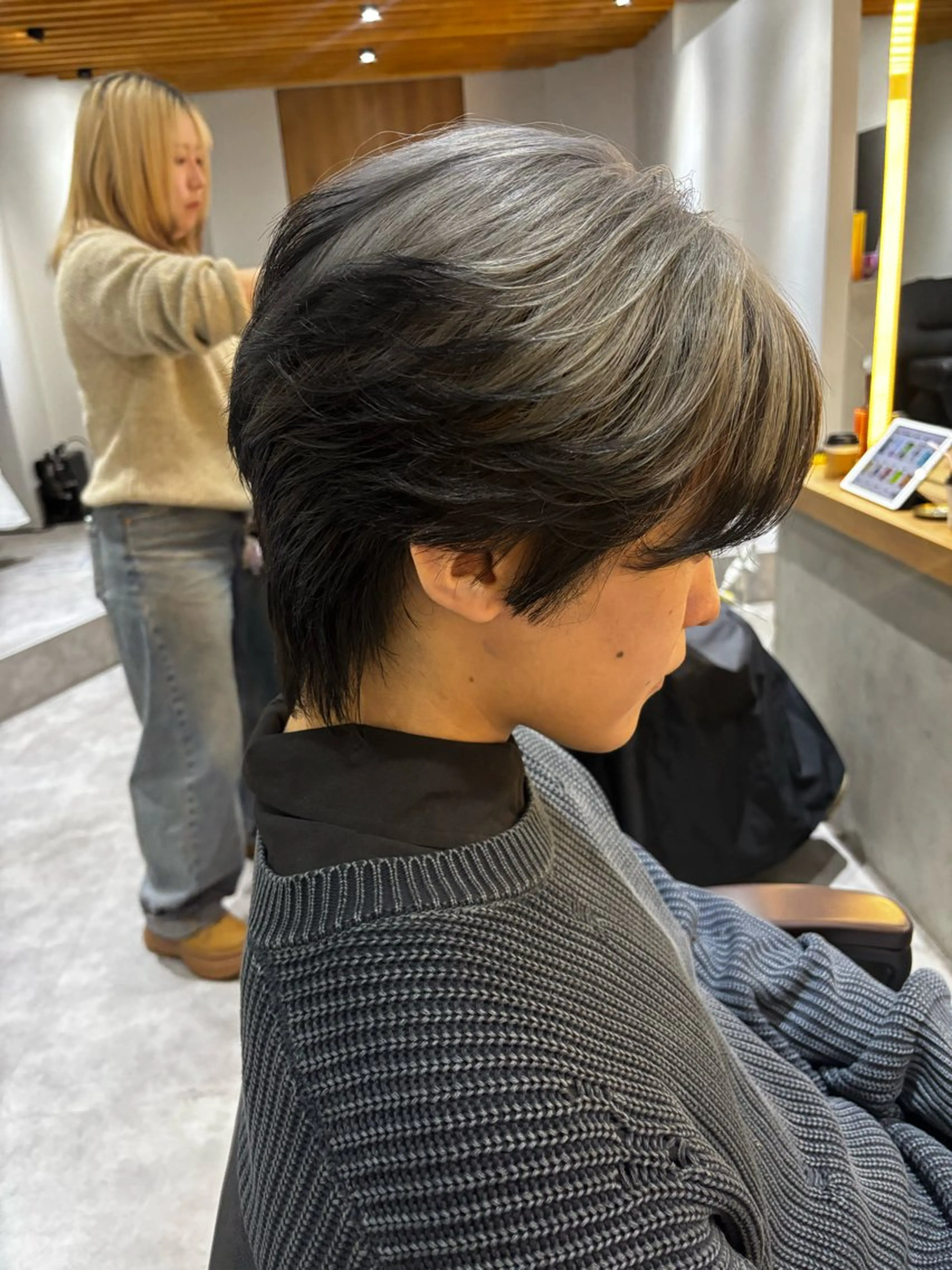 メンズ カット ヘアカラー ハイトーン/アレンジ 🎀アオイ🎀のヘアスタイル