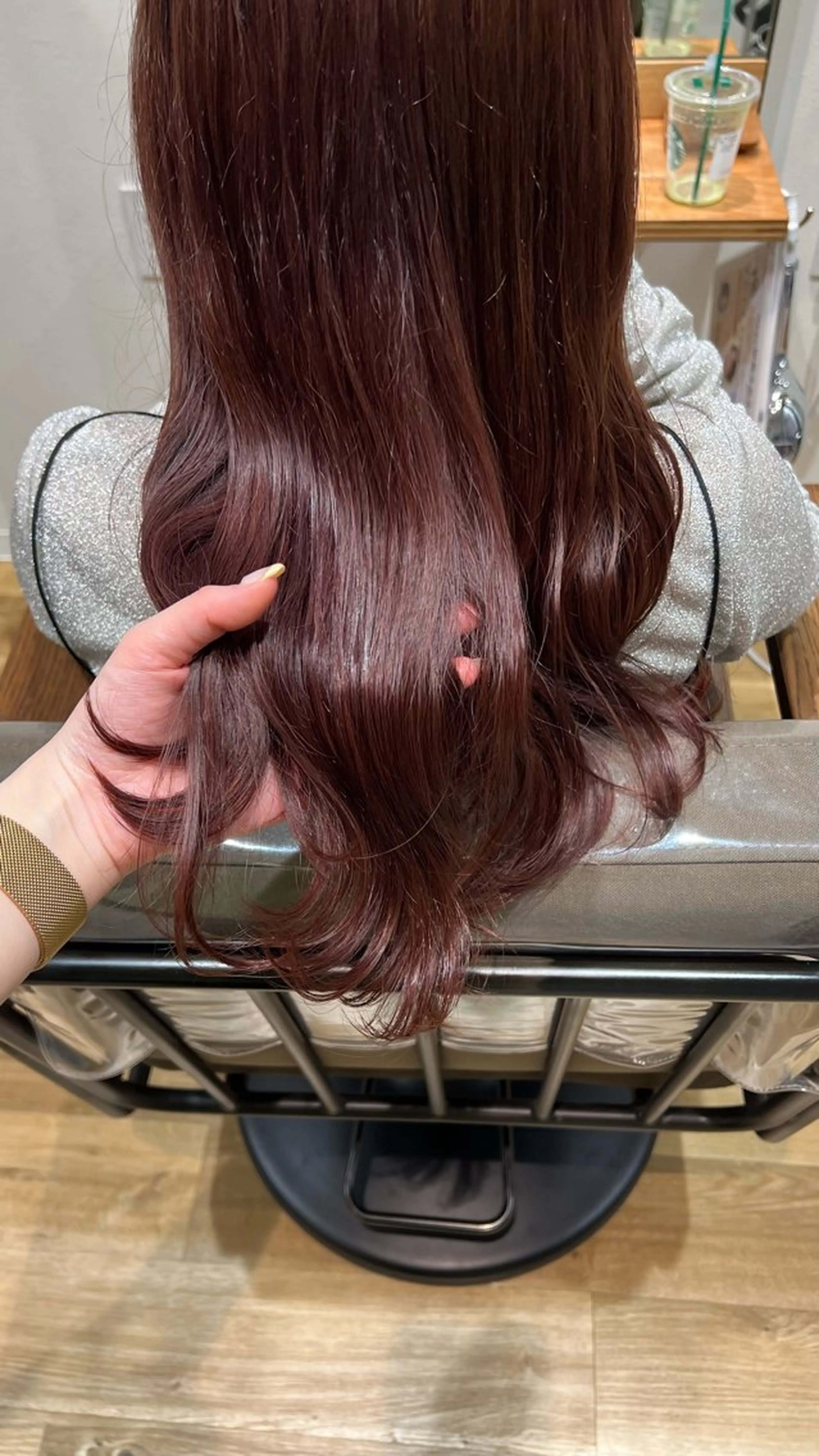 ロング 磯山 彩芽🌛🌿のヘアスタイル