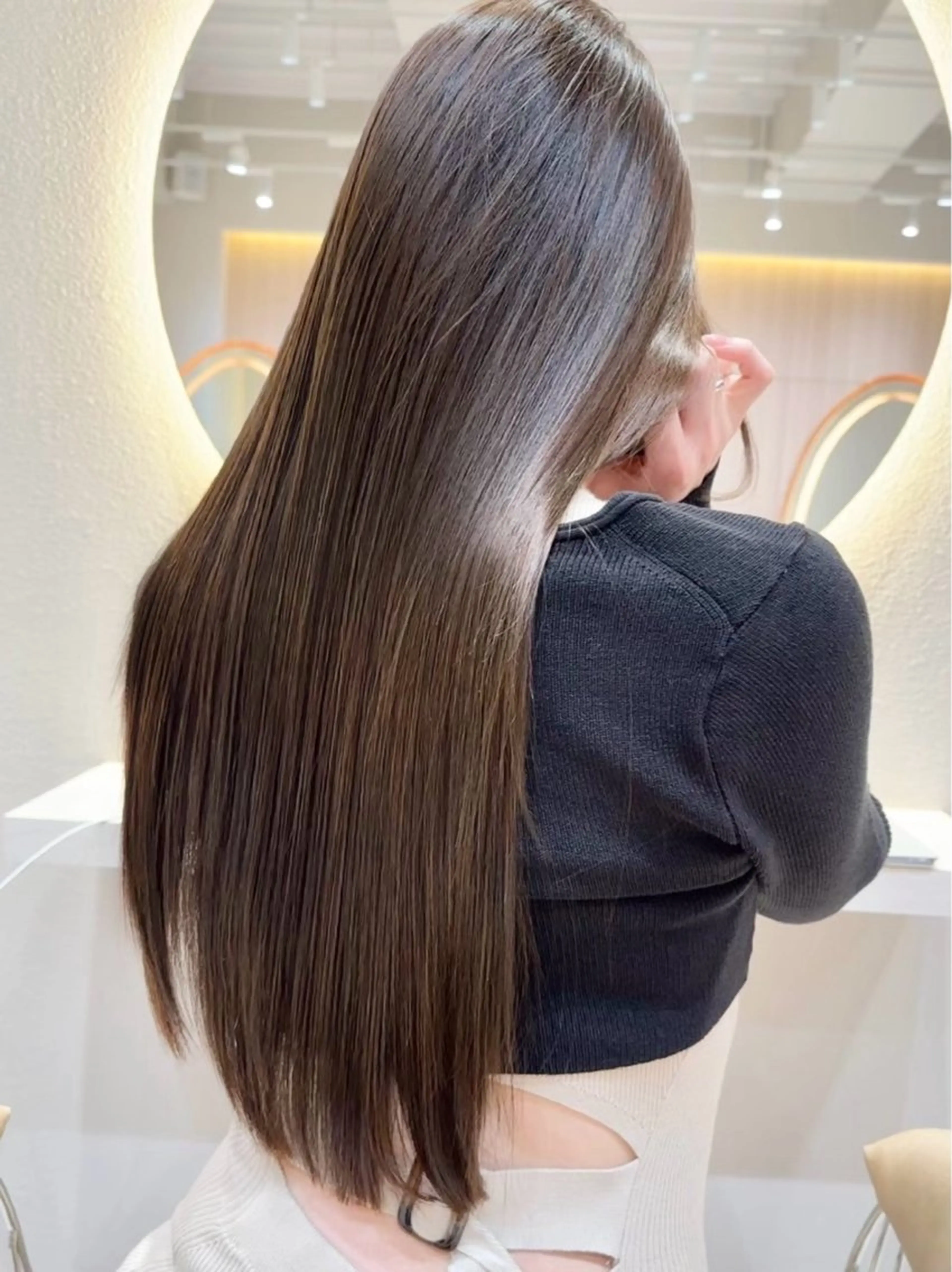 ミディアム ❤️ブリーチなし💚 ダブルカラー平野実花のヘアスタイル