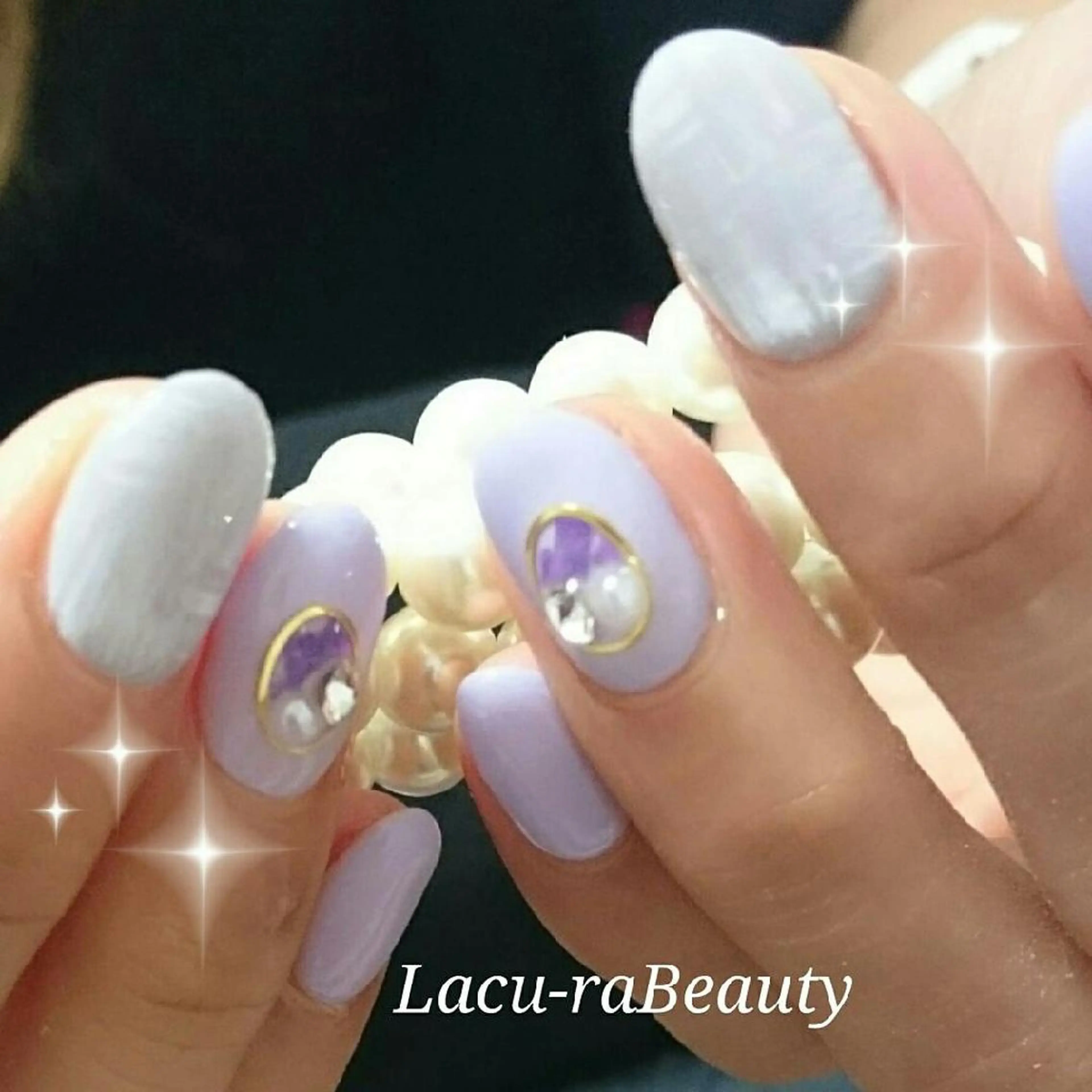 ネイル 小顔と腸の専門店 ラクーラビューティのエステ・リラクイメージ