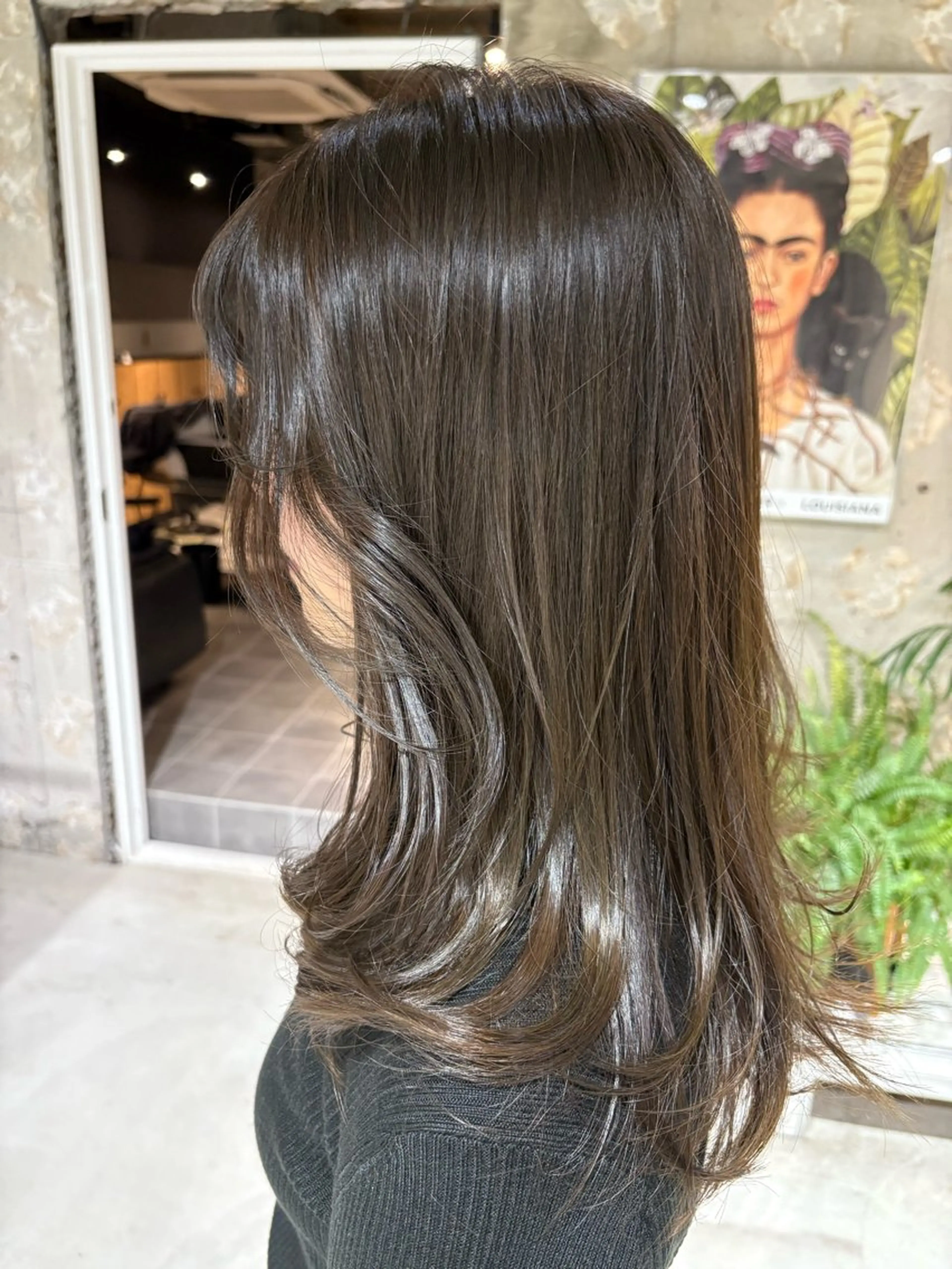 ミディアム カラー THE REMMY ユミザのヘアスタイル