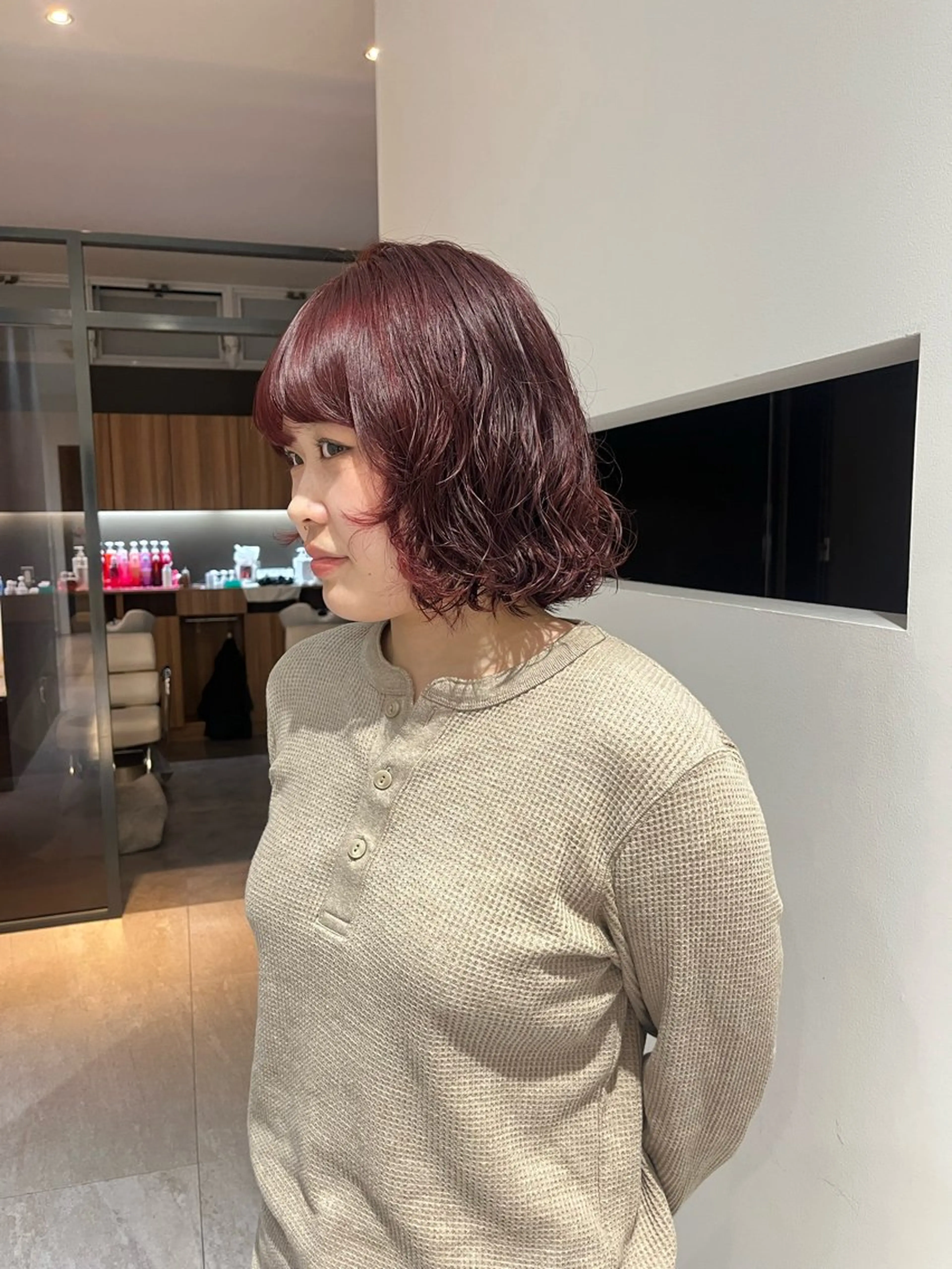 カラー ヘアカラー 元島海聖 DIVADIVOのヘアスタイル