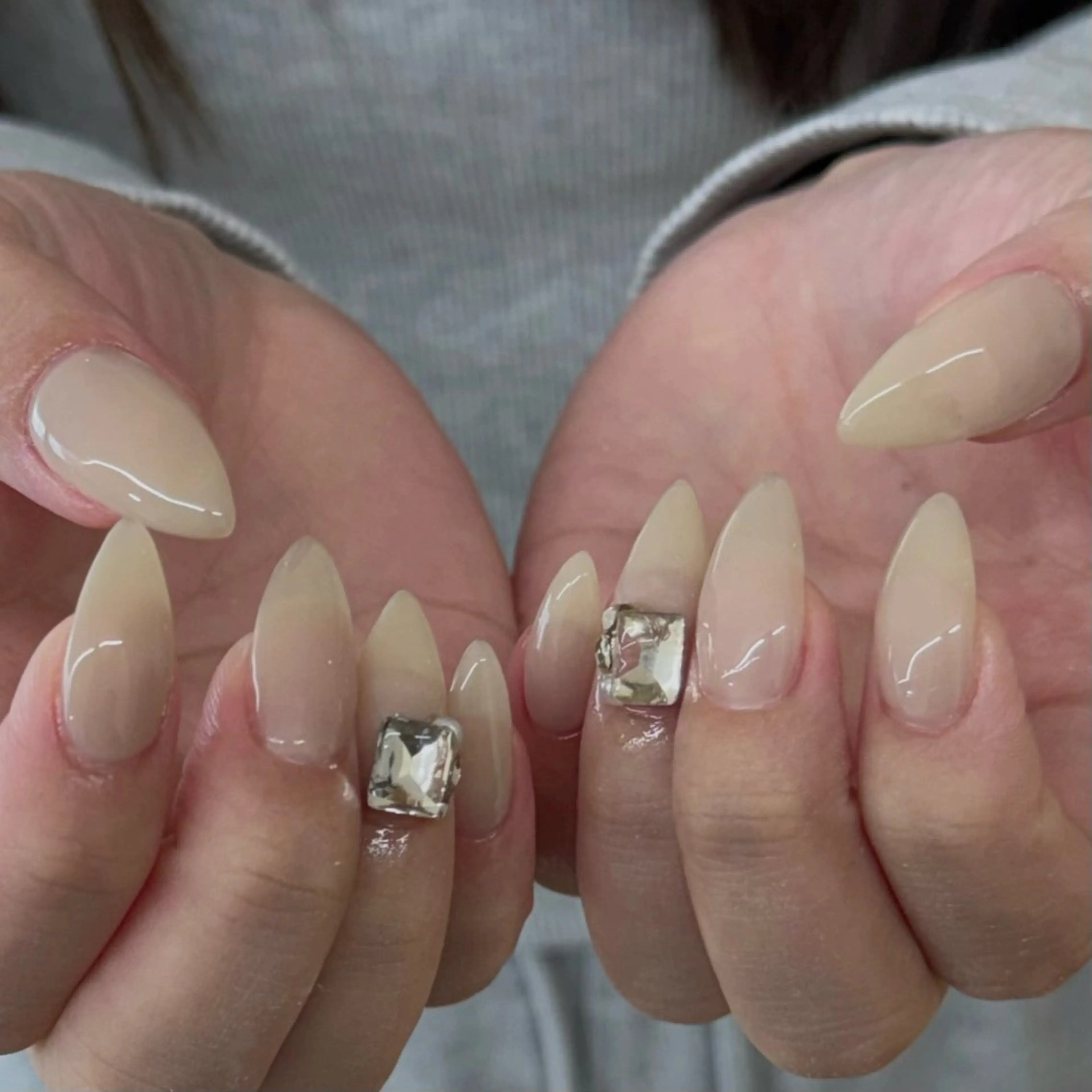 ネイル ハンドネイル ハンドケア Chizuru ☾ ໋のネイルデザイン