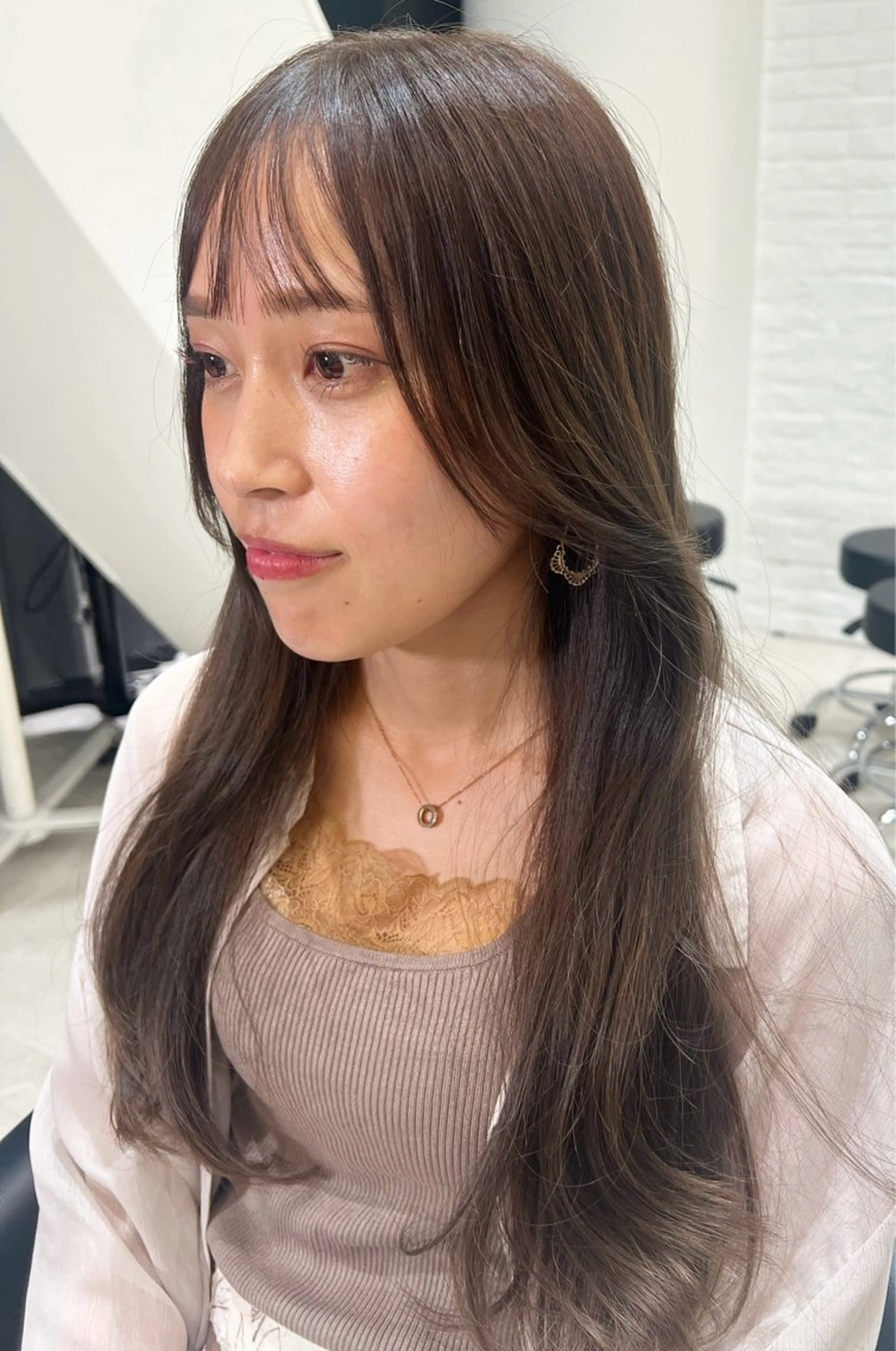 ロング 顔まわりレイヤー レイヤーカット 原田 紗莉奈のヘアスタイル