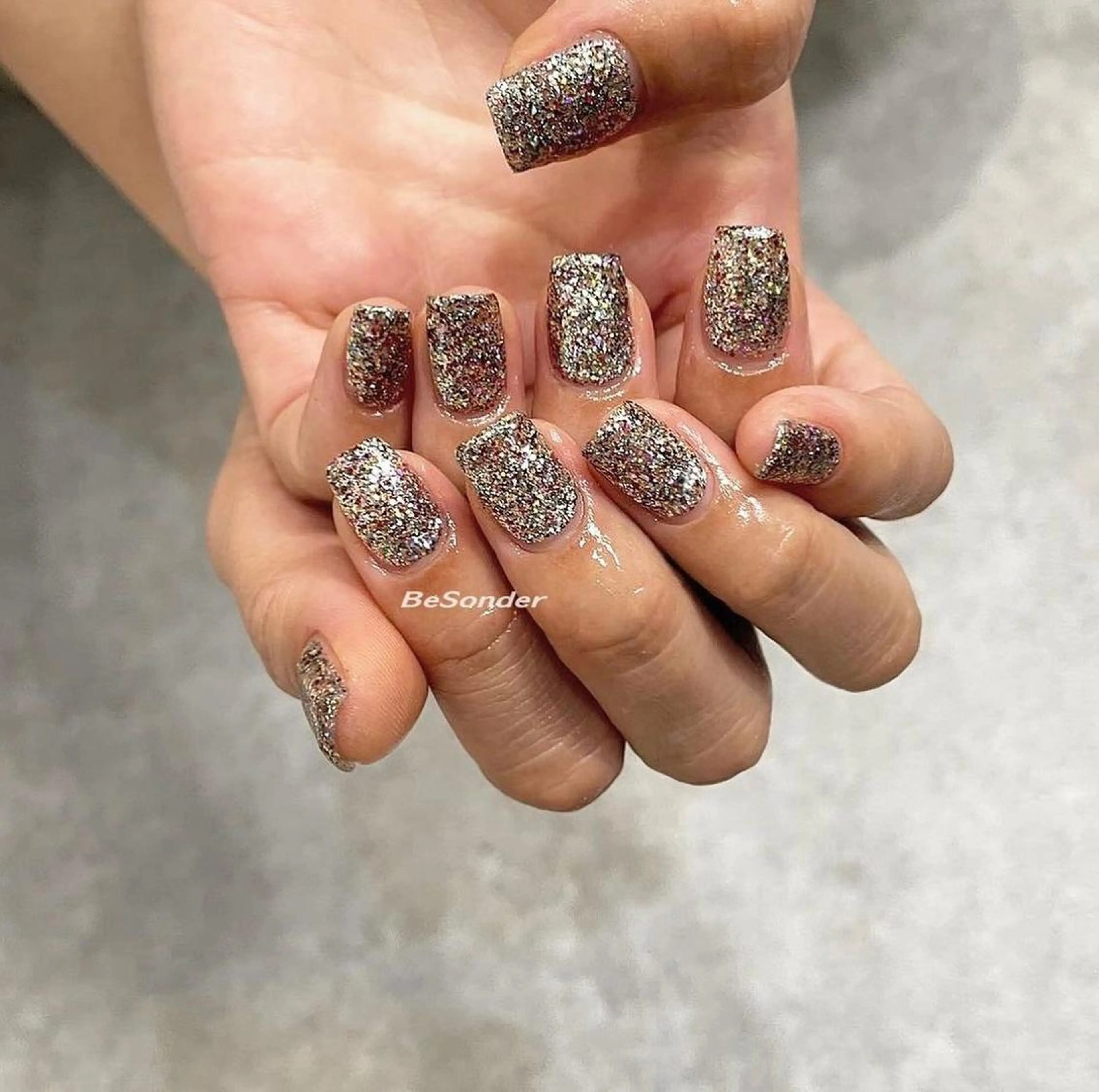 ネイル ラメ(グリッター) ハンドネイル 𝐅𝐢𝐢【本町/ ネイル】Miho💜のその他イメージ