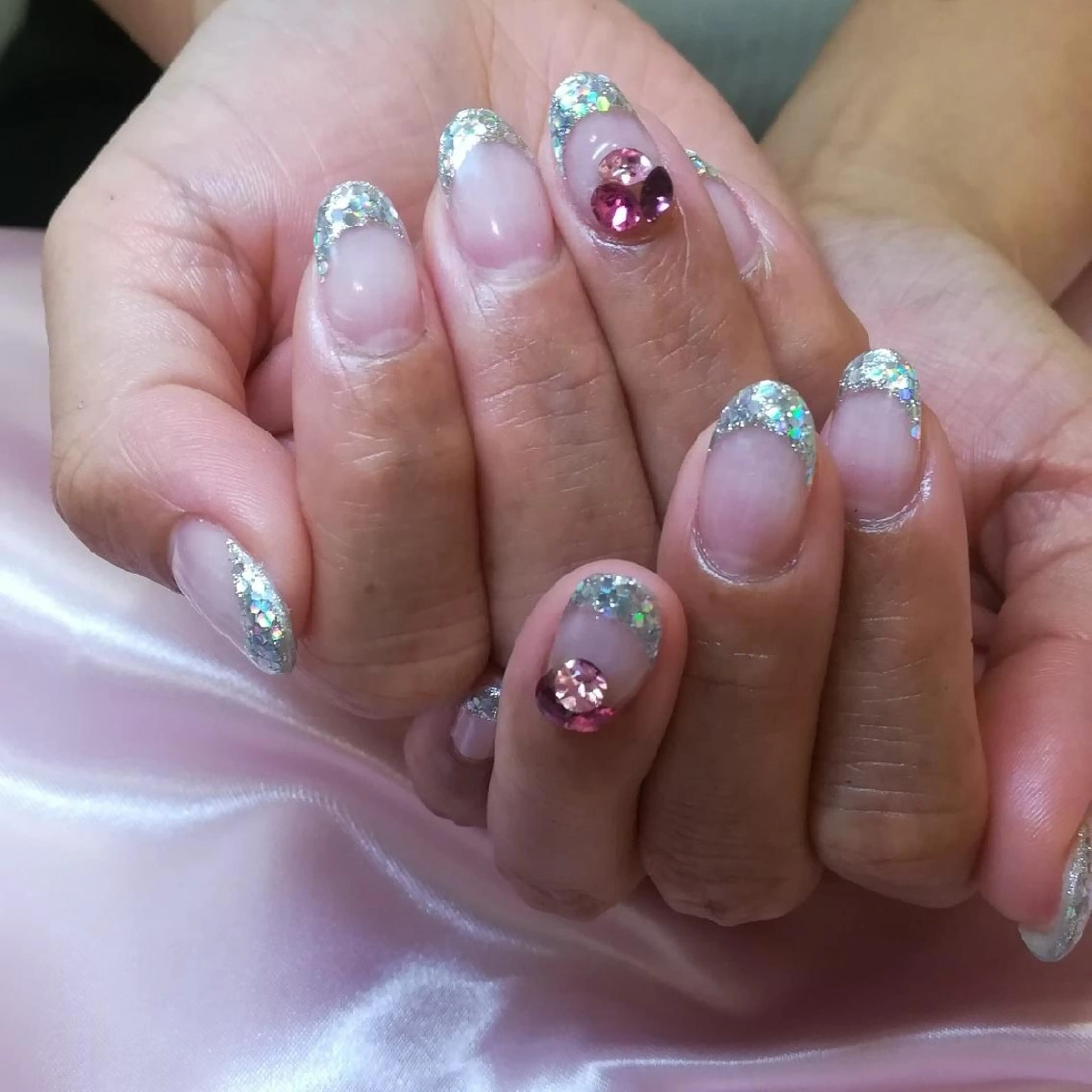 ネイル 深爪を断らない スカルプ高評価店のネイルデザイン