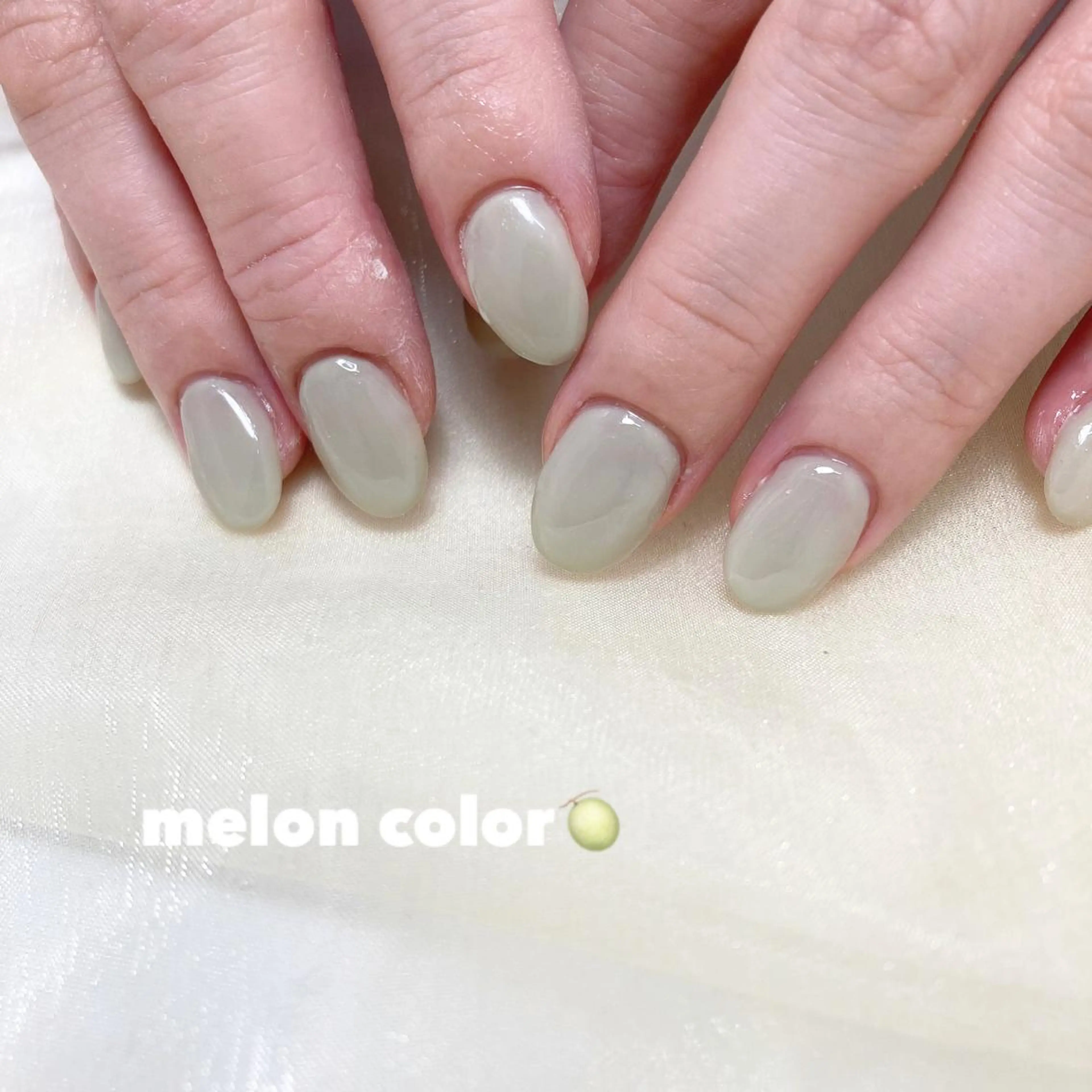 ネイル ハンドネイル GO TODAY SHAiRE SALON 表参道colore店所属・emmi nailのネイルデザイン