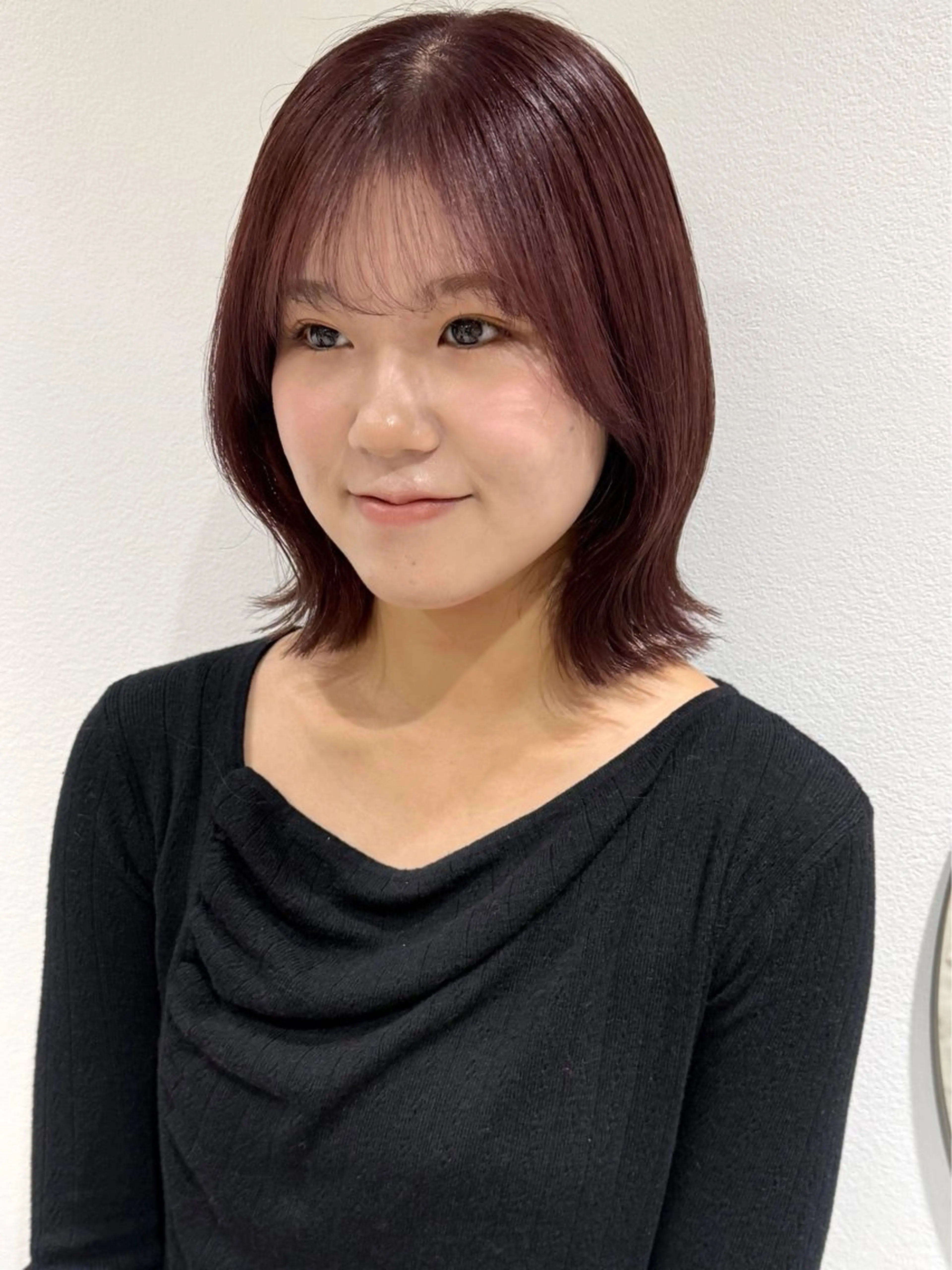 ミディアム カラー 切りっぱなしボブ ベージュカラー ブリーチ ブラウンカラー ダブルカラー ヘアカラー トリートメント saki🌼ボブ× 透明感カラー🌼のヘアスタイル