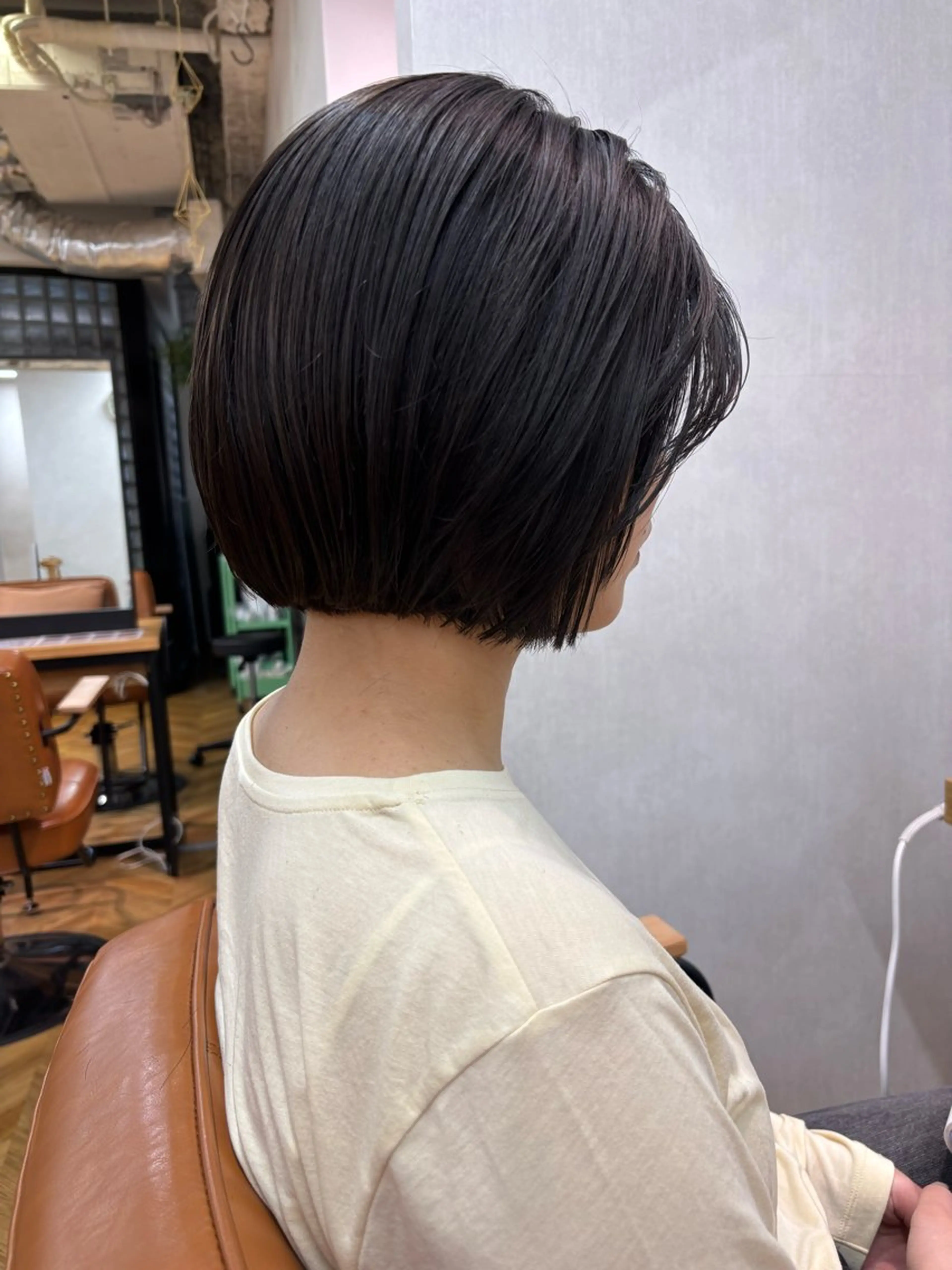 ミディアム カラー ボブレイヤー グレージュ ボブ レイヤーカット カット ヘアカラー トリートメント ボブ/ミディアム 親しみやすさ/さくらのヘアスタイル