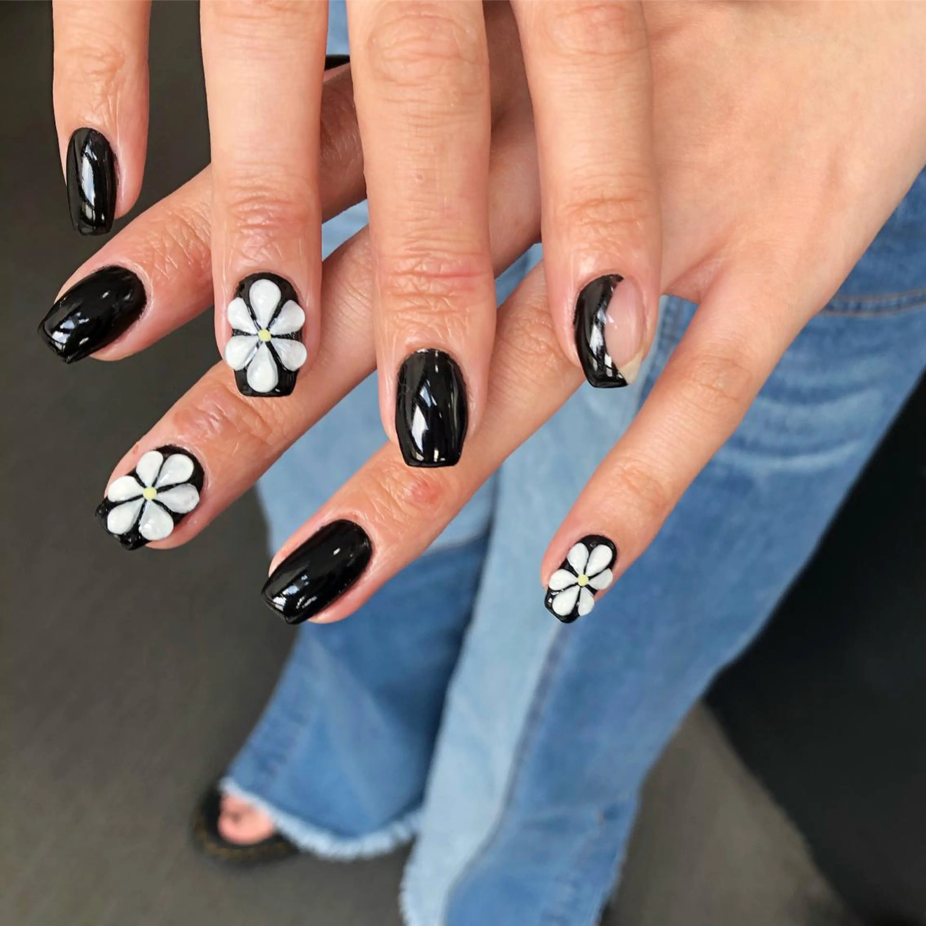 ネイル フラワーネイル ぷっくりネイル ハンドネイル ハンドケア le'a moe KONAMIのネイルデザイン