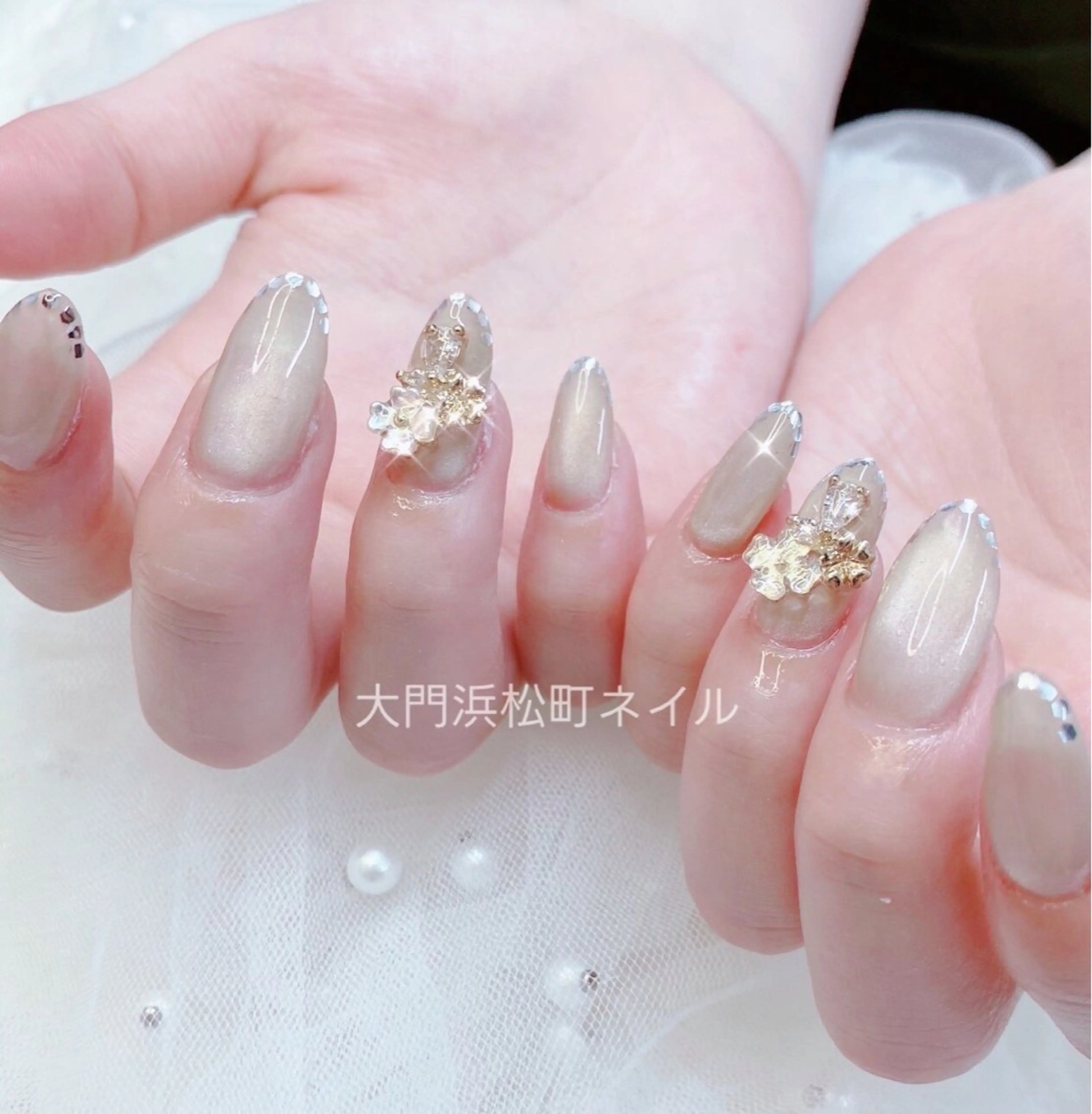 ネイル フットネイル ゴールド マグネットネイル ミラーネイル 持ち込み ハンドネイル ハンドケア 大門浜松町 ネイルのネイルデザイン