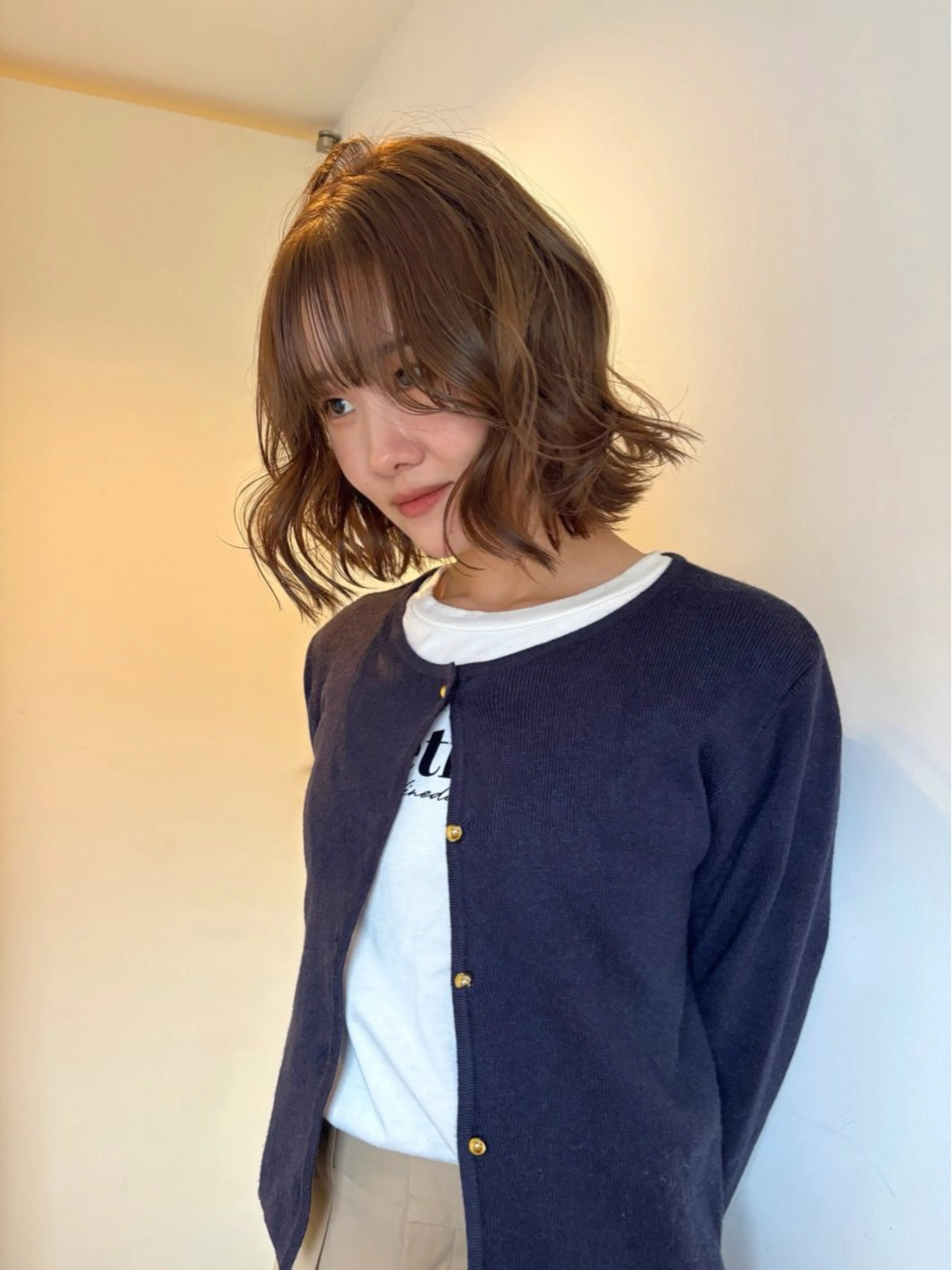 ミディアム カラー ベージュカラー ヘアカラー ユナ/ボブカット ベージュのヘアスタイル