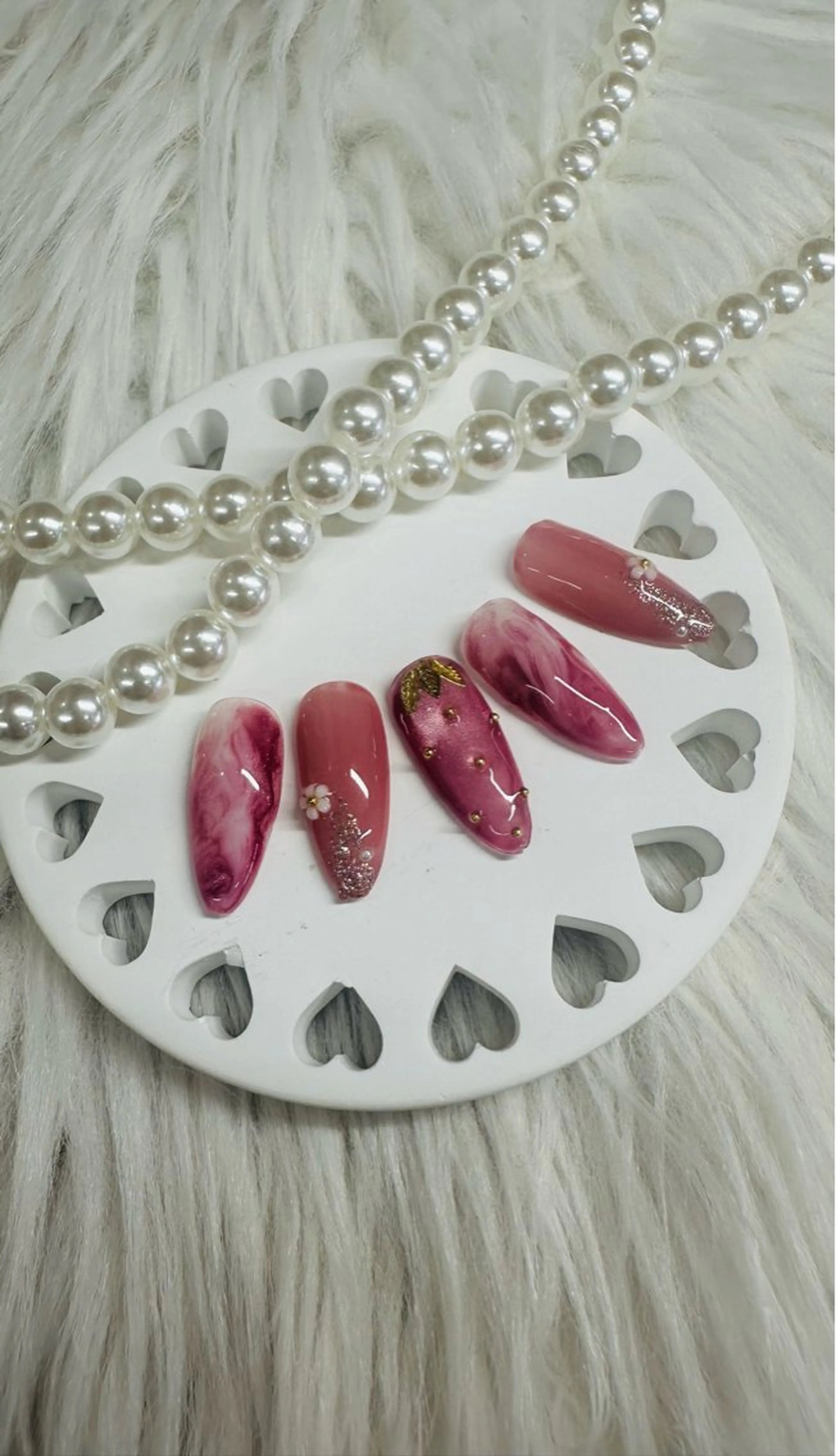 ネイル ハンドネイル Nail's AOAQUA所属・AOAQUA SHIORIのネイルデザイン