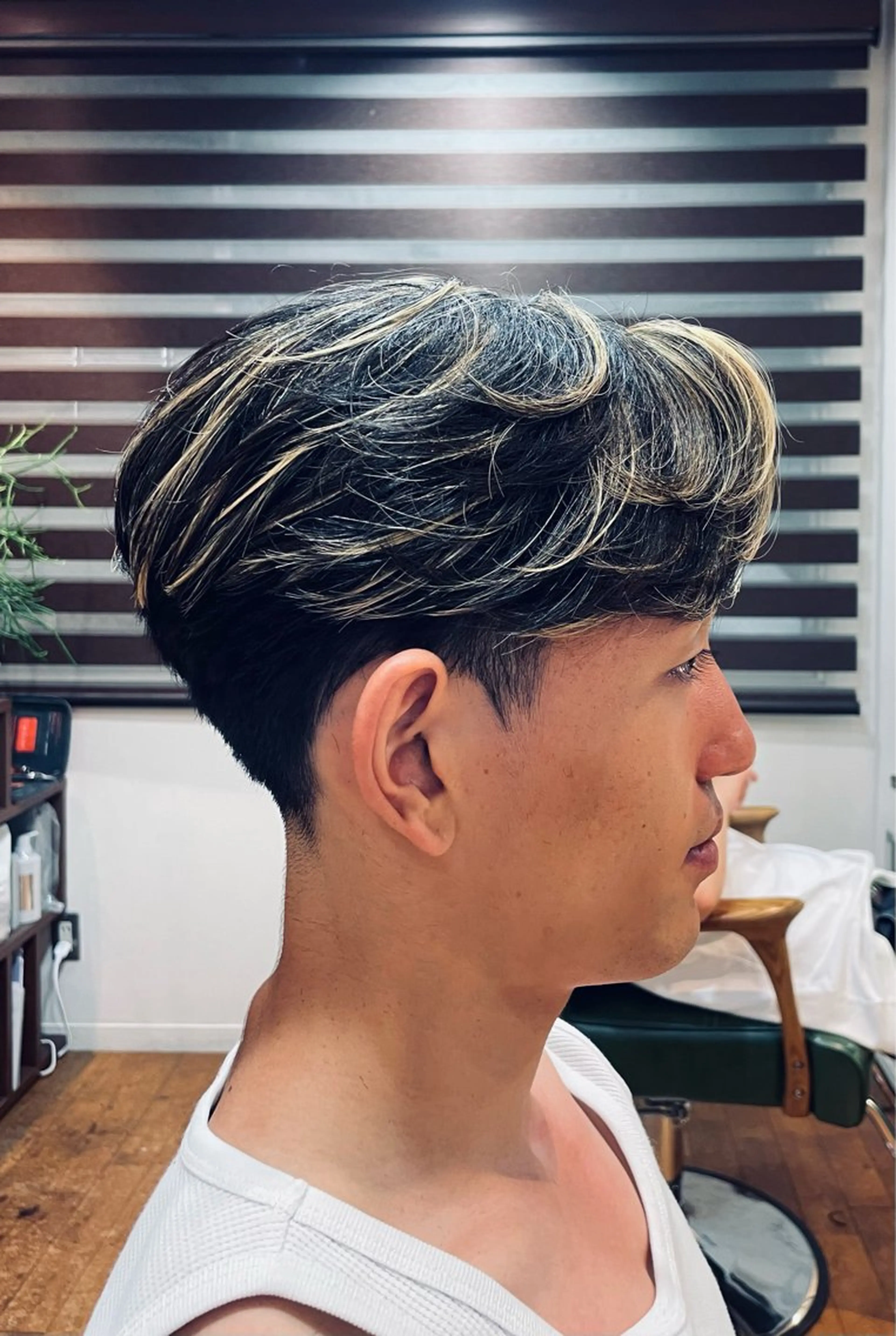 メンズカット➕ハイライトの写真