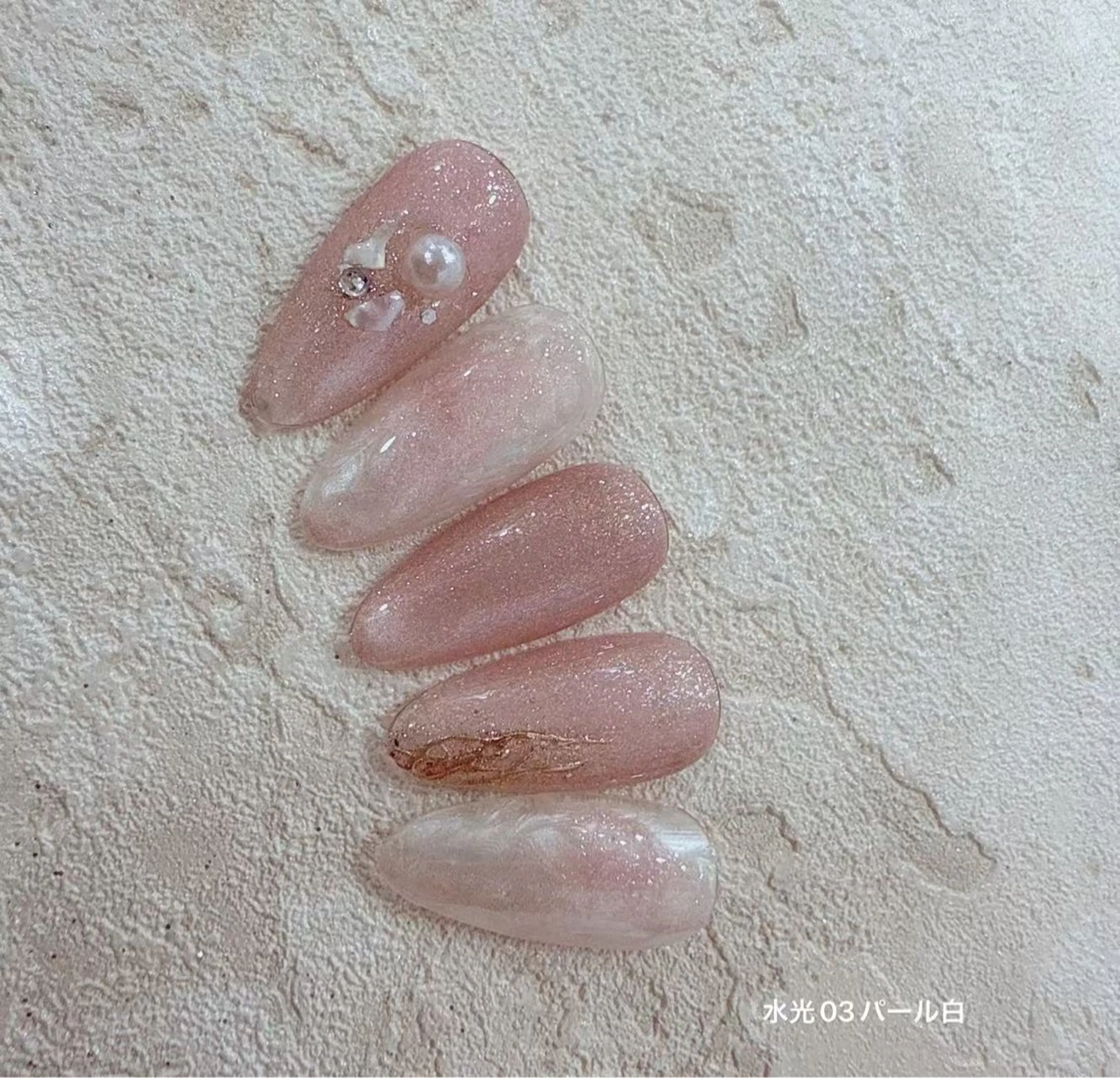 ネイル にな ネイルのネイルデザイン