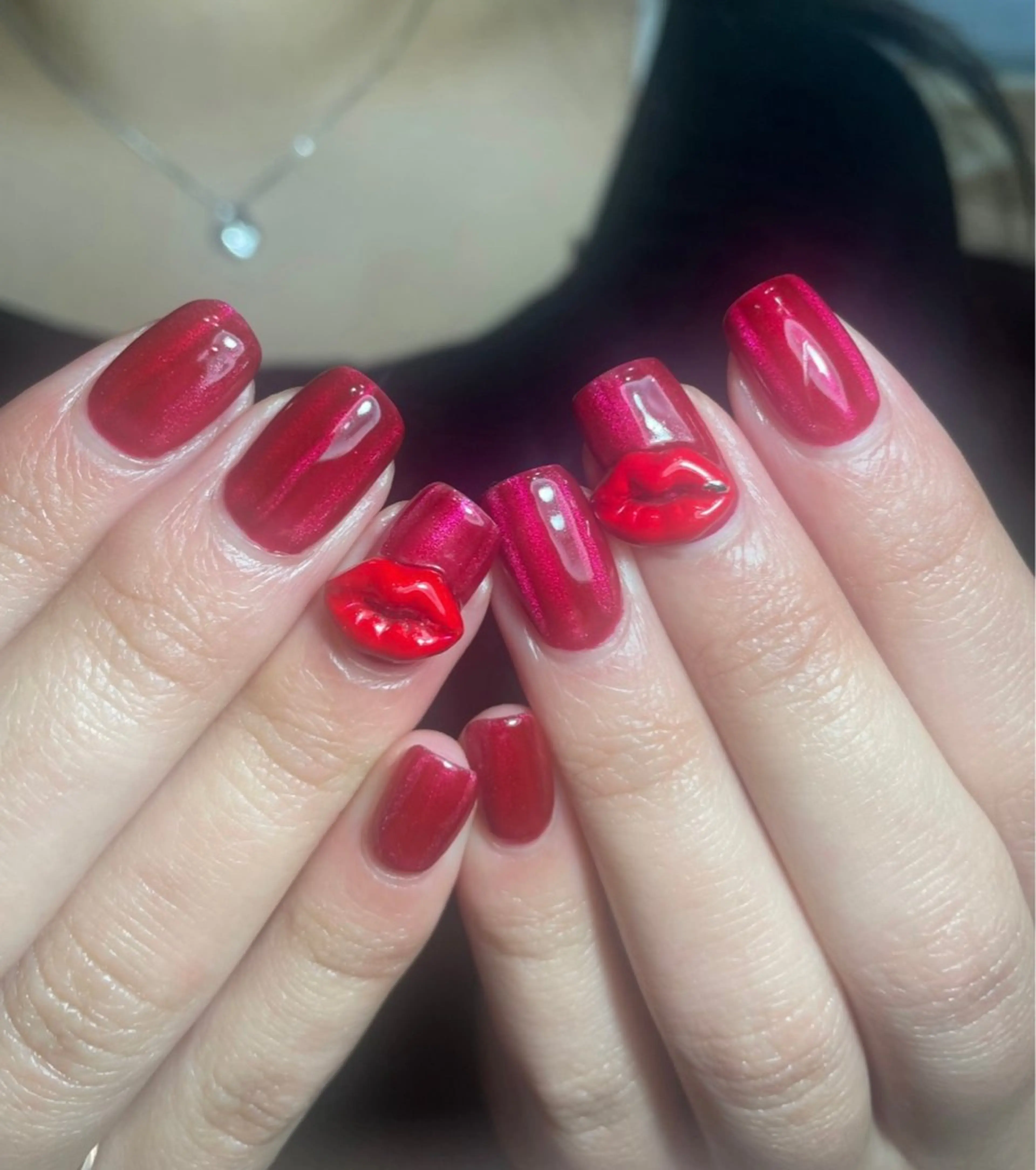 メンズ ネイル マグネットネイル 赤色 Chérinail 爪のお手入れのネイルデザイン