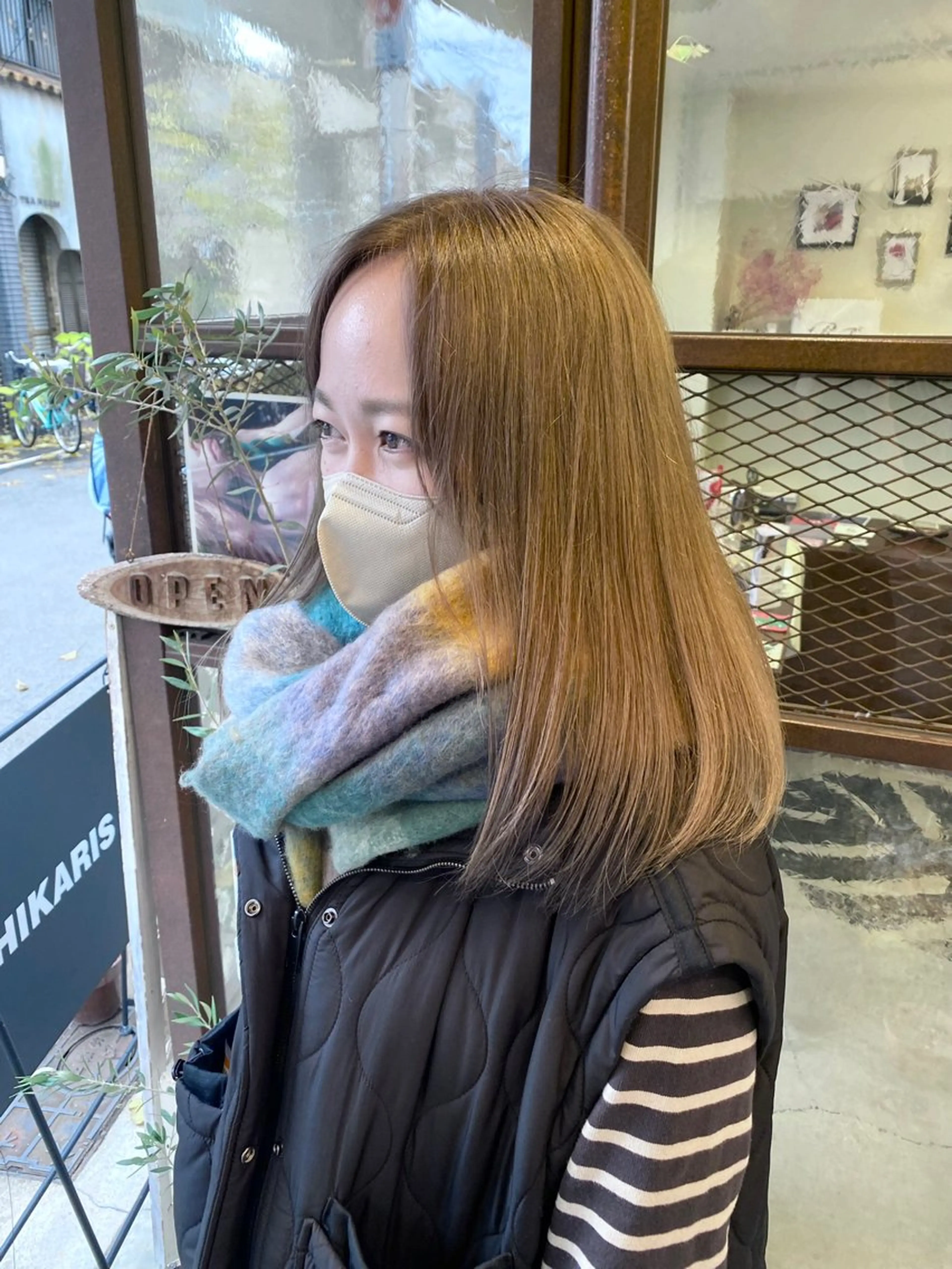 ミディアム カラー ベージュカラー ブリーチ ウチダ ユウヤのヘアスタイル