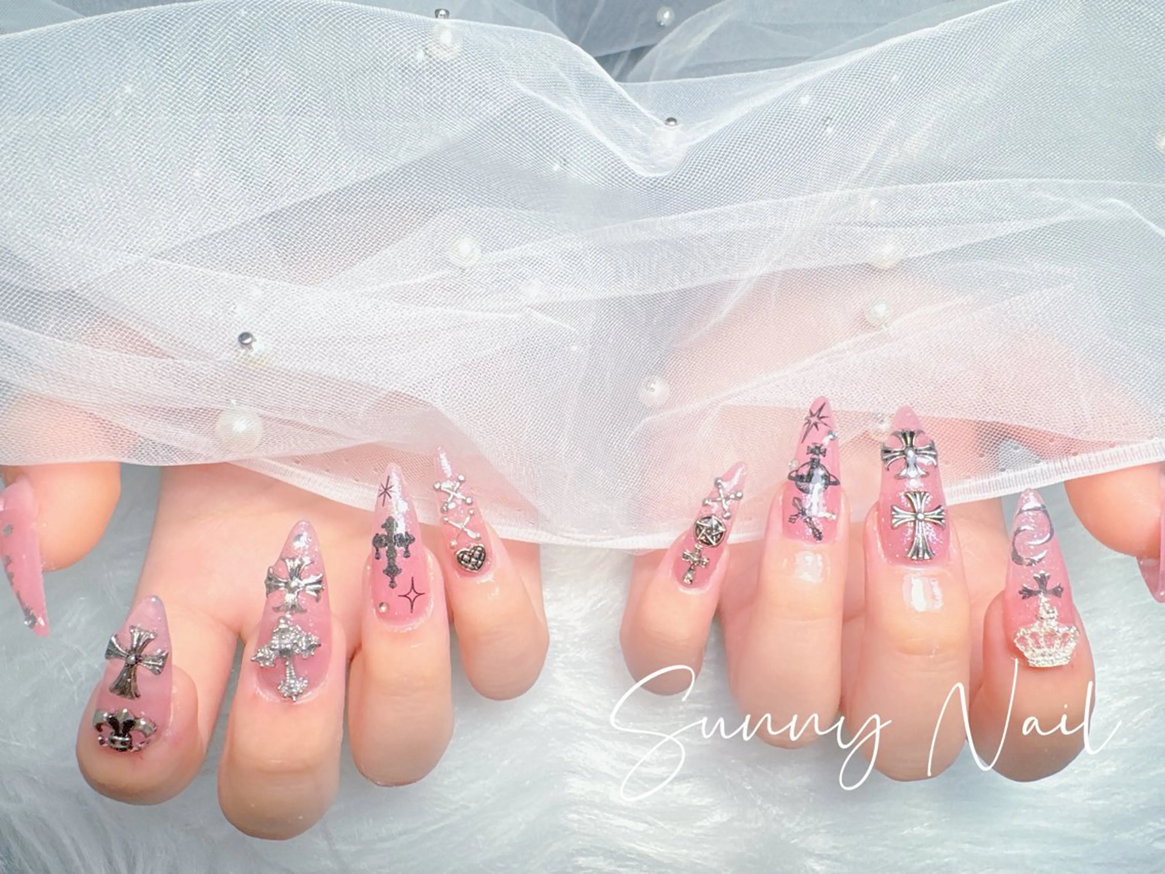 ネイル 桝井 春奈のネイルデザイン