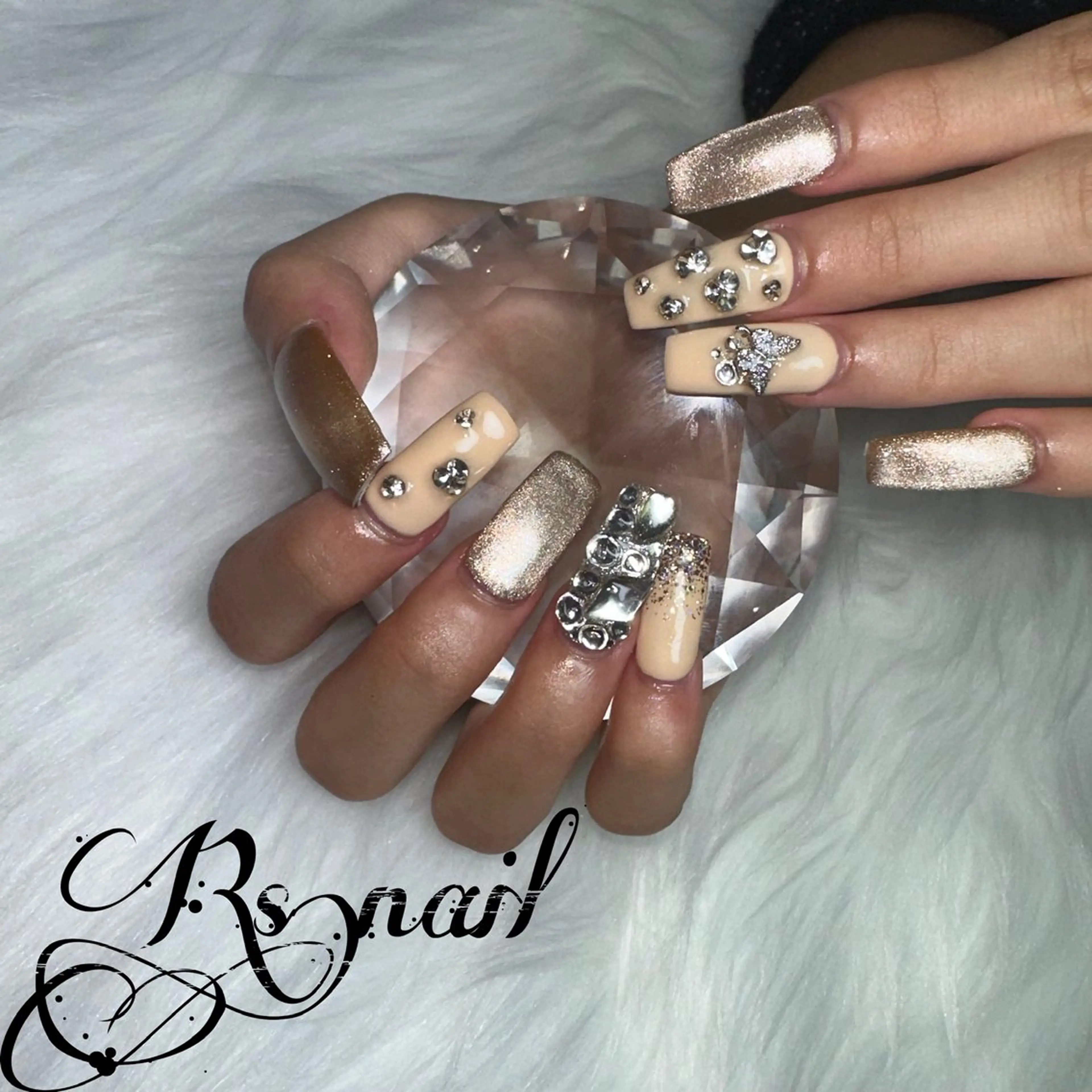 ネイル 加藤 麗華のネイルデザイン