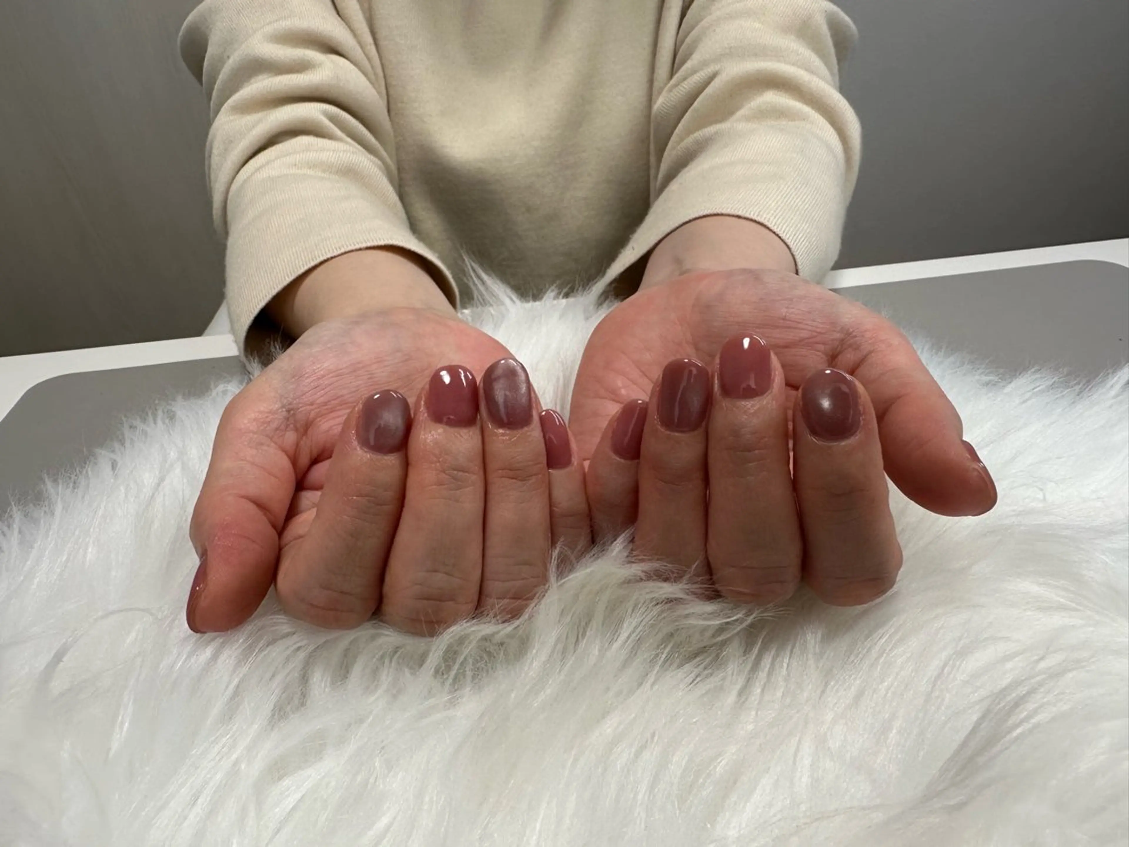 ネイル マグネットネイル ワンカラーネイル ピンク nailsalon oluoluのネイルデザイン