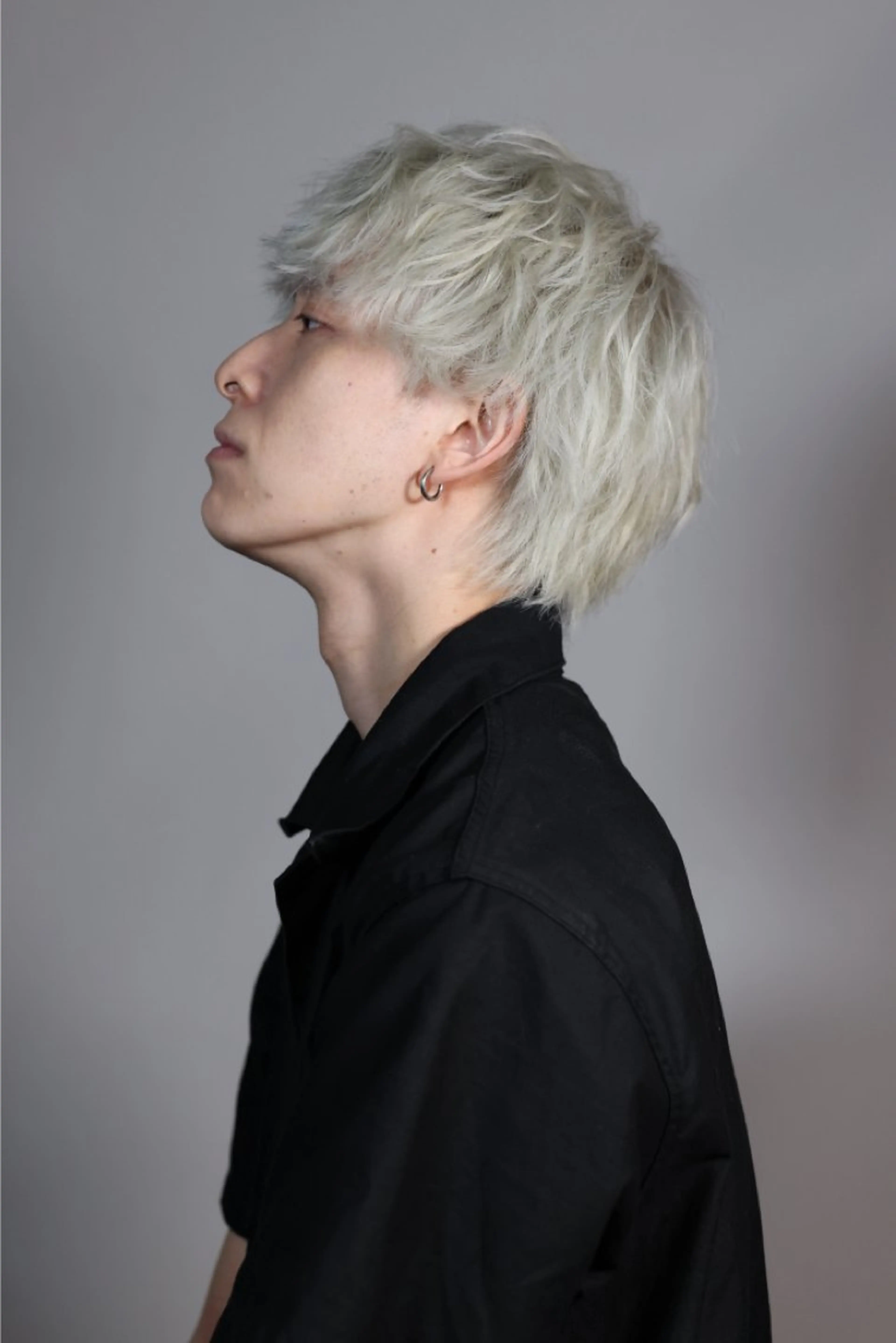 ショート カラー パーマ メンズ メンズブリーチ ブリーチ 毛流れセンターパート /パーマ/モリオのヘアスタイル