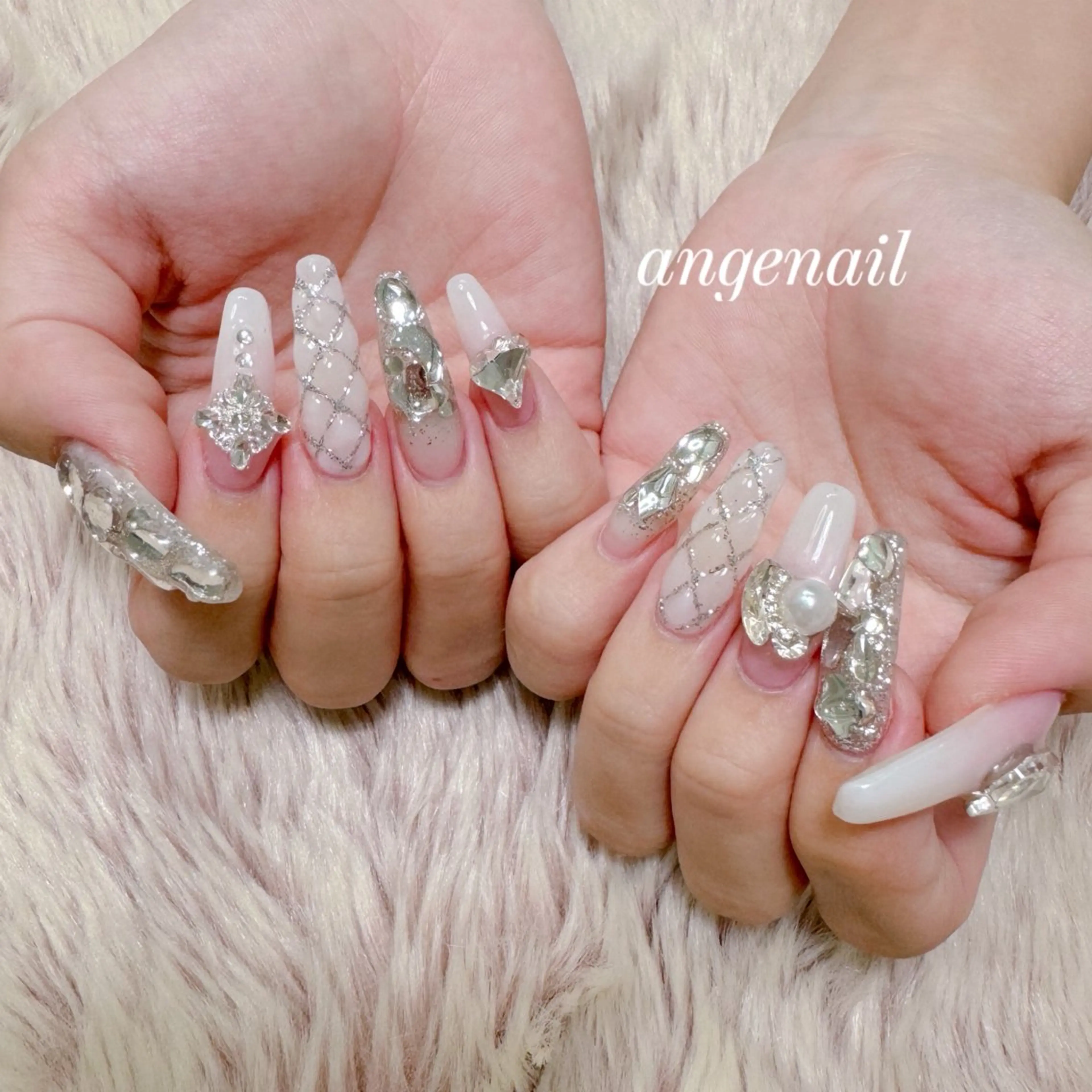 ネイル ハンドネイル オーナーネイリスト MAKIのネイルデザイン